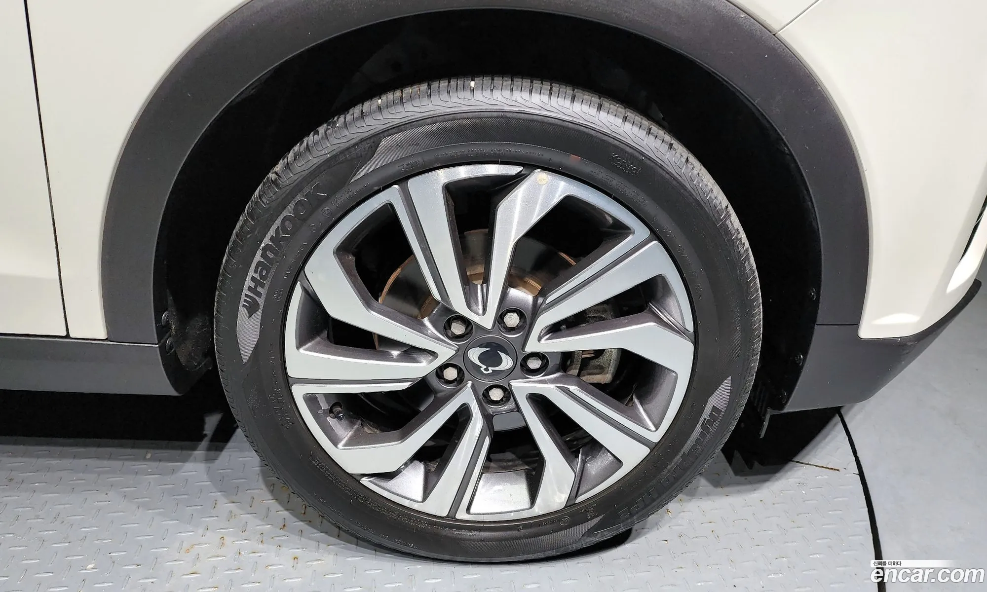 Kg Mobility Ssangyong Very New Tivoli Gasoline 15 2Wd V7 - фотография 4275636