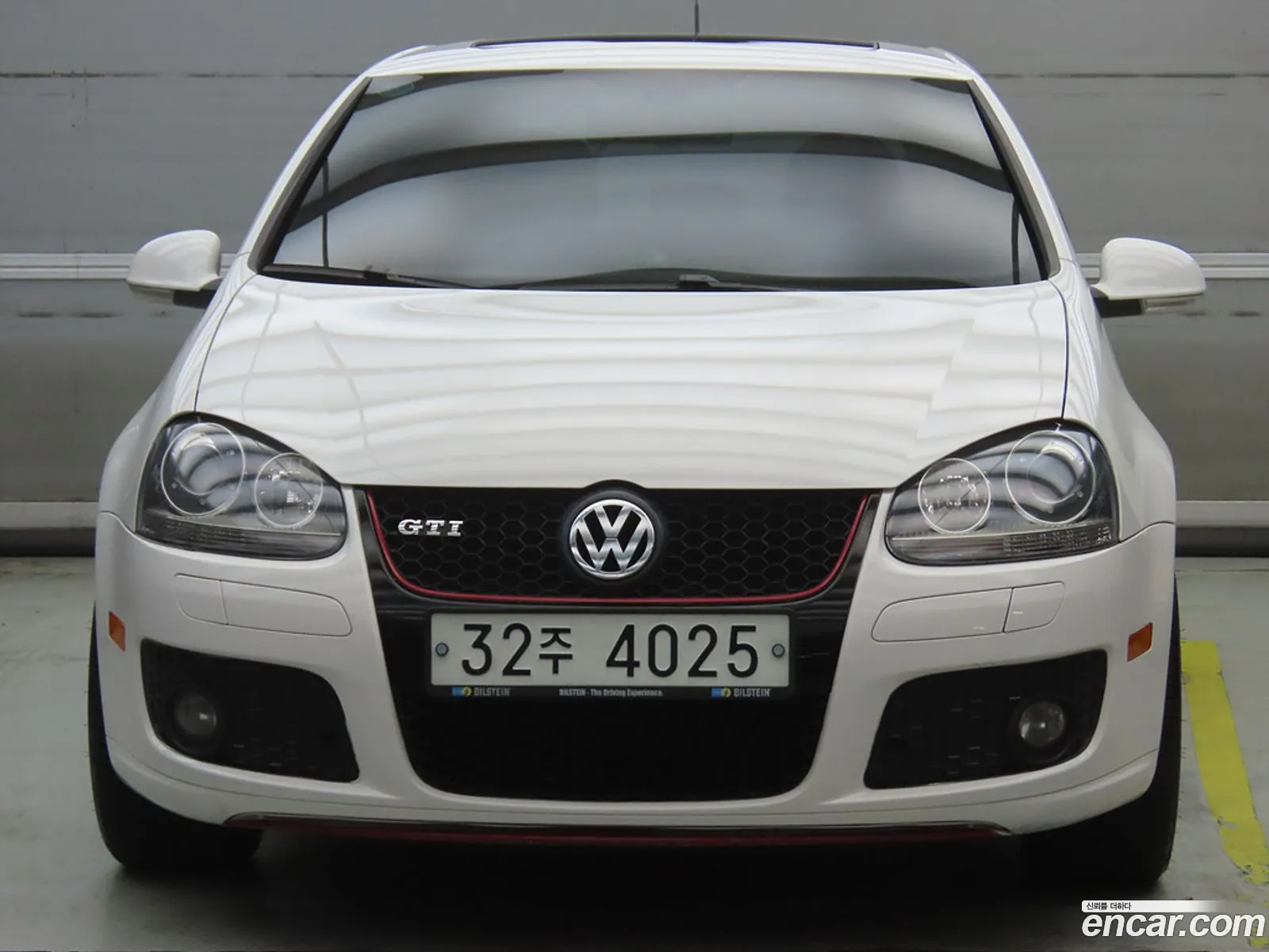 Volkswagen Golf 5Th Generation 20 Gti 5-Door - фотография 12610752