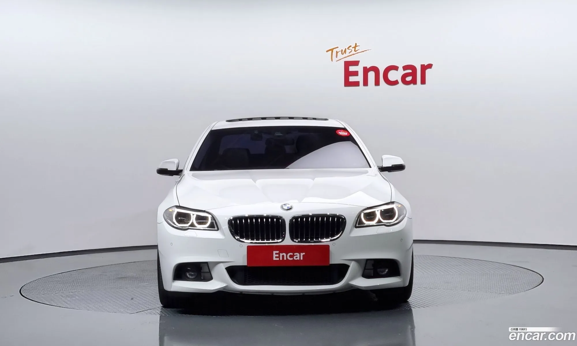 BMW 5 Series F10 520D M Aerodynamics - фотография 148017