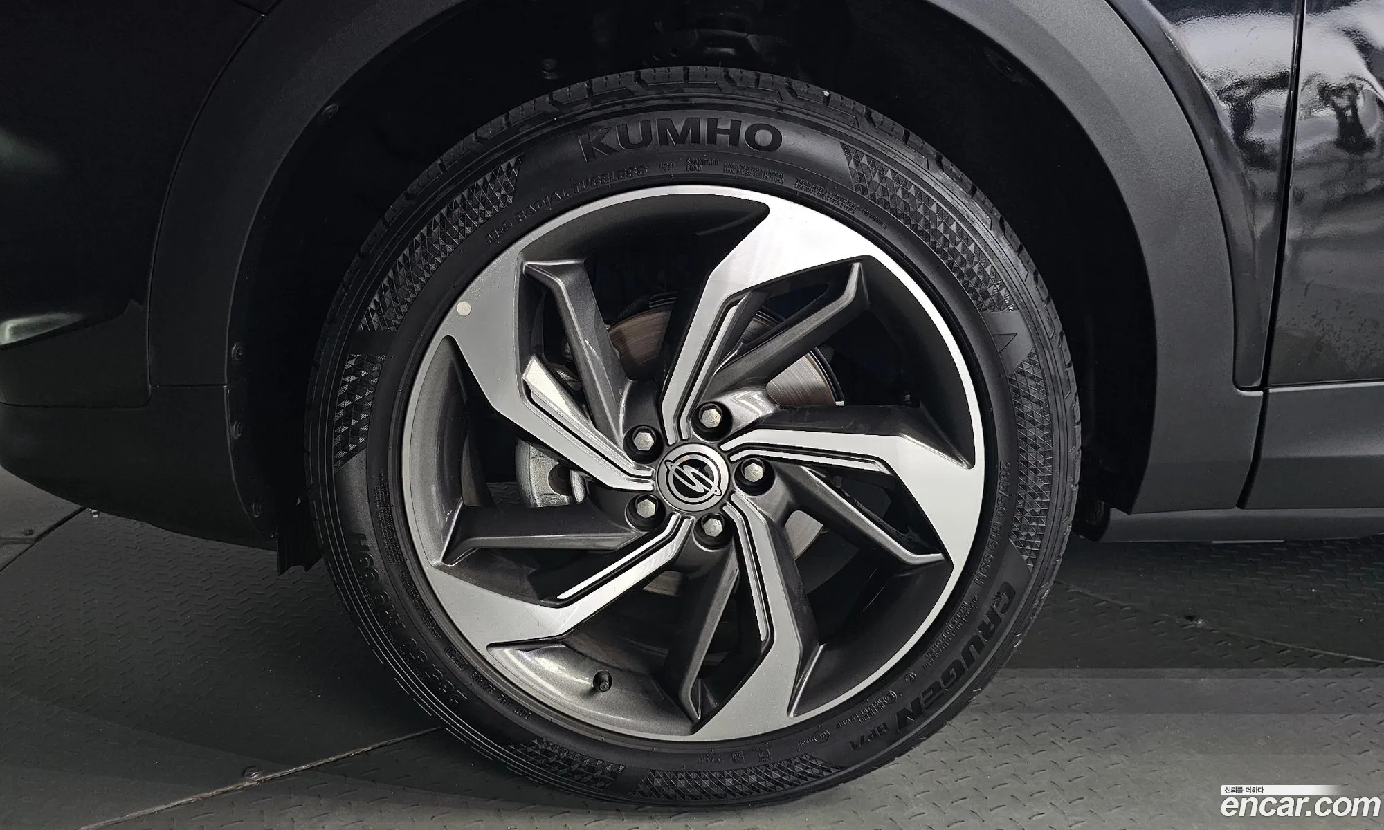 Kg Mobility Ssangyong Beautiful Korando Gasoline 15 2Wd C5 Plus - фотография 3966714