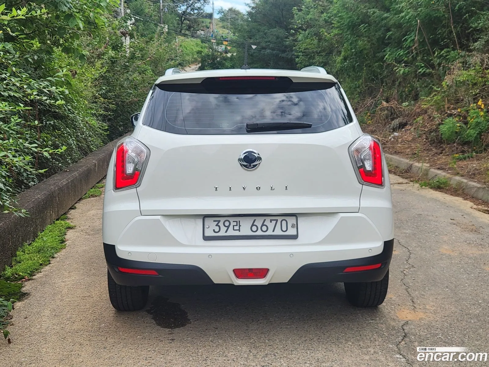 Kg Mobility Ssangyong Tivoli Armor Gear Edition 2Wd - фотография 3955349