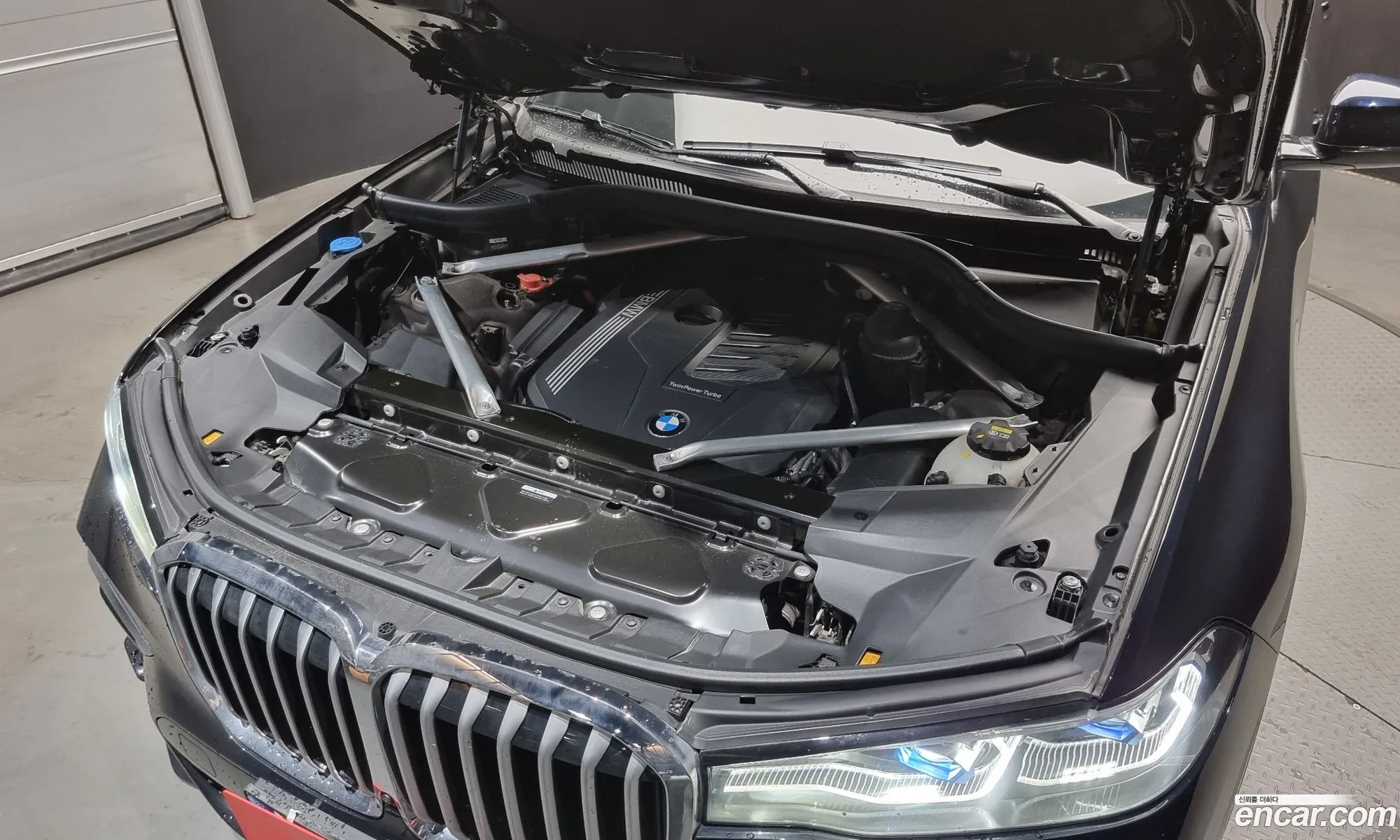 BMW X7 G07 ​​xDrive 40I M Sports 6-Seater - фотография 4597350