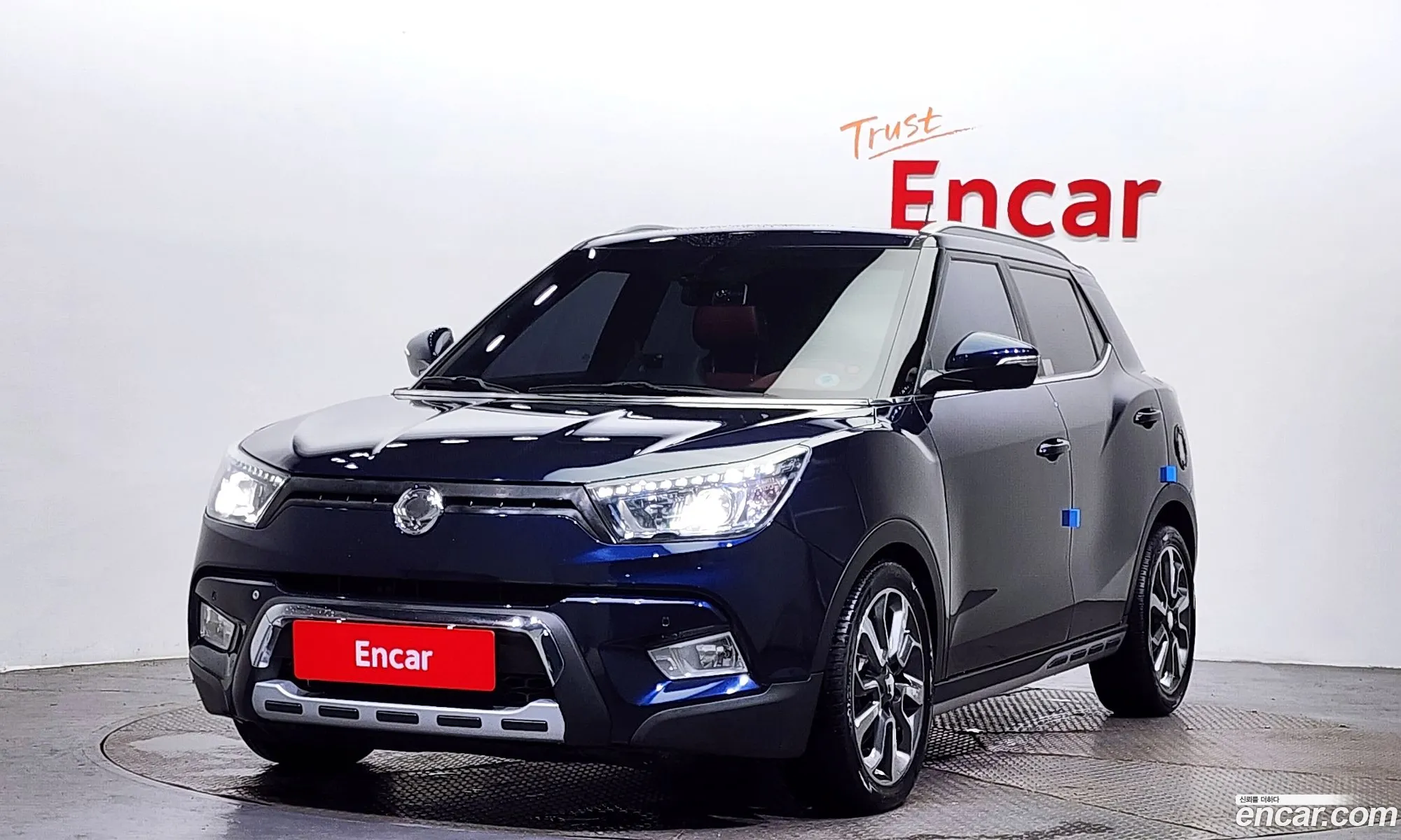 Kg Mobility Ssangyong Tivoli Lx 2Wd Top-Of-The-Line Model - фотография 4579196