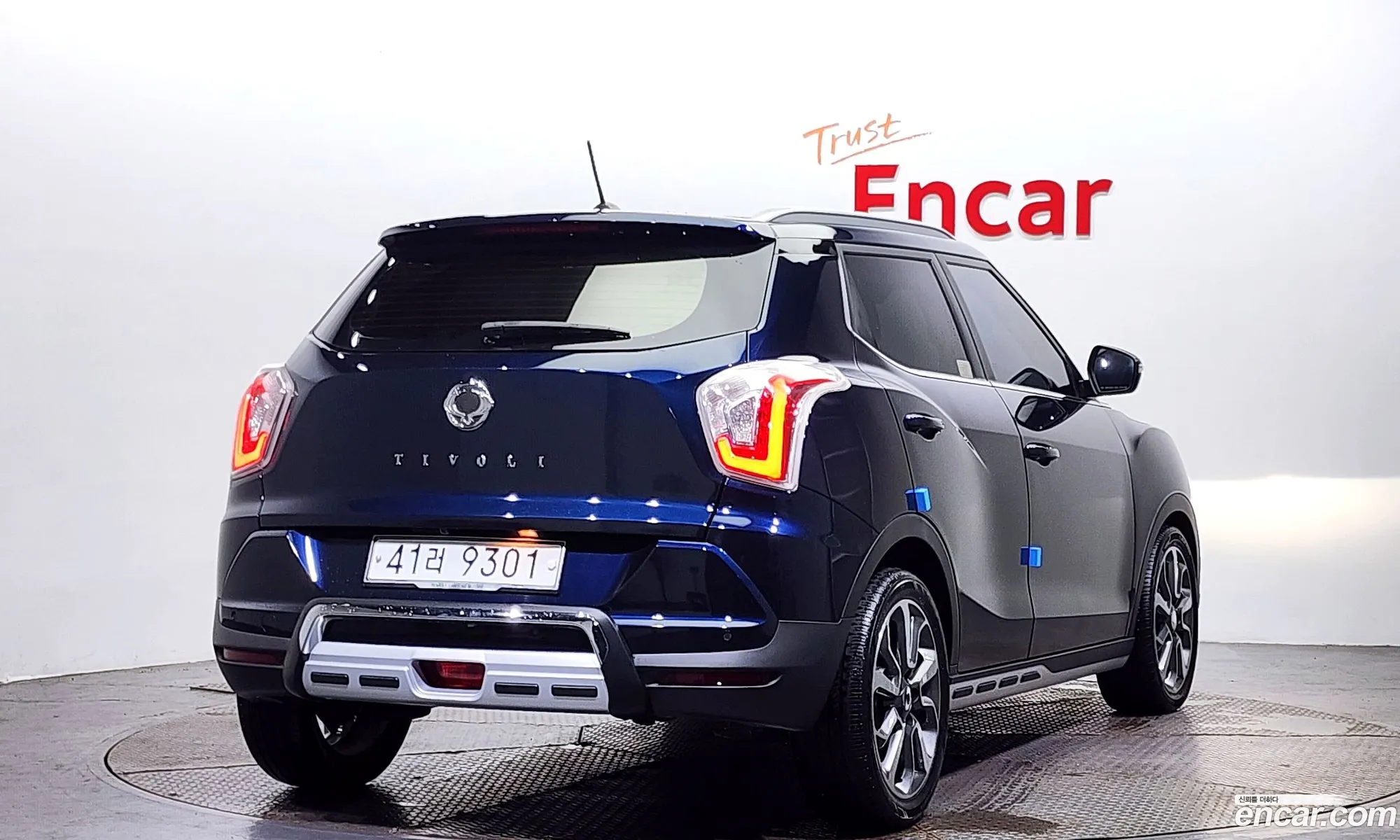 Kg Mobility Ssangyong Tivoli Lx 2Wd Top-Of-The-Line Model - фотография 4579197
