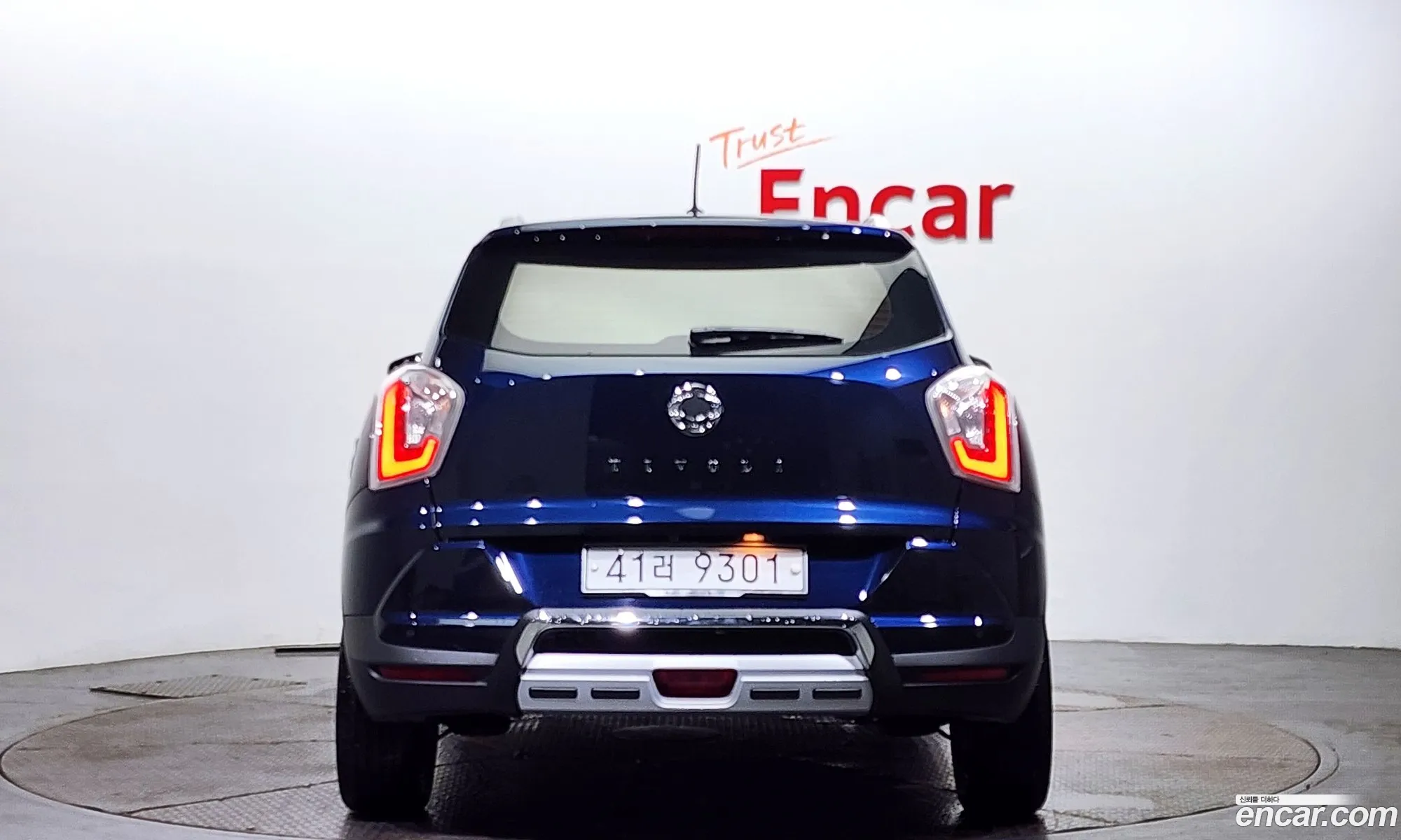 Kg Mobility Ssangyong Tivoli Lx 2Wd Top-Of-The-Line Model - фотография 4579199