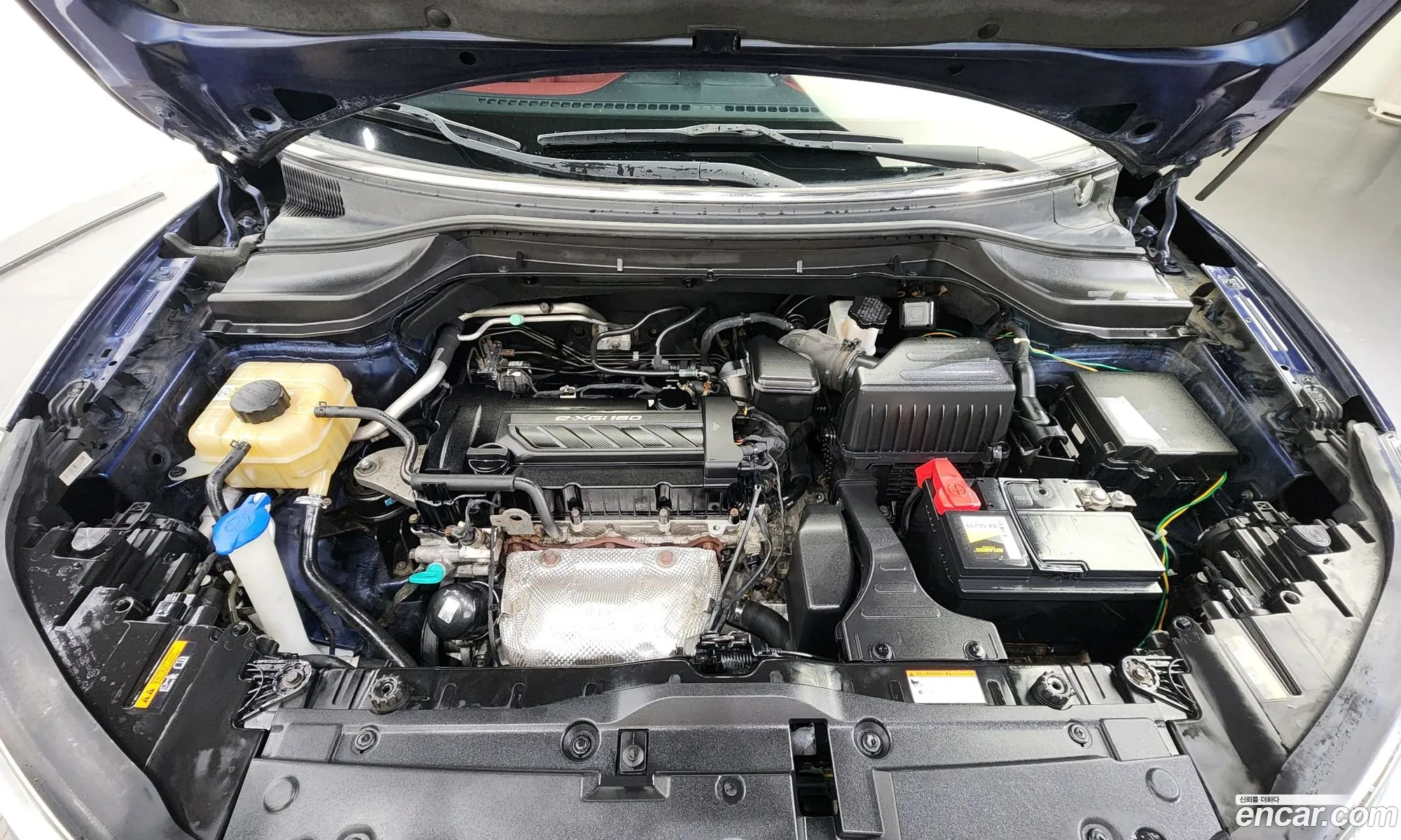 Kg Mobility Ssangyong Tivoli Lx 2Wd Top-Of-The-Line Model - фотография 4579201