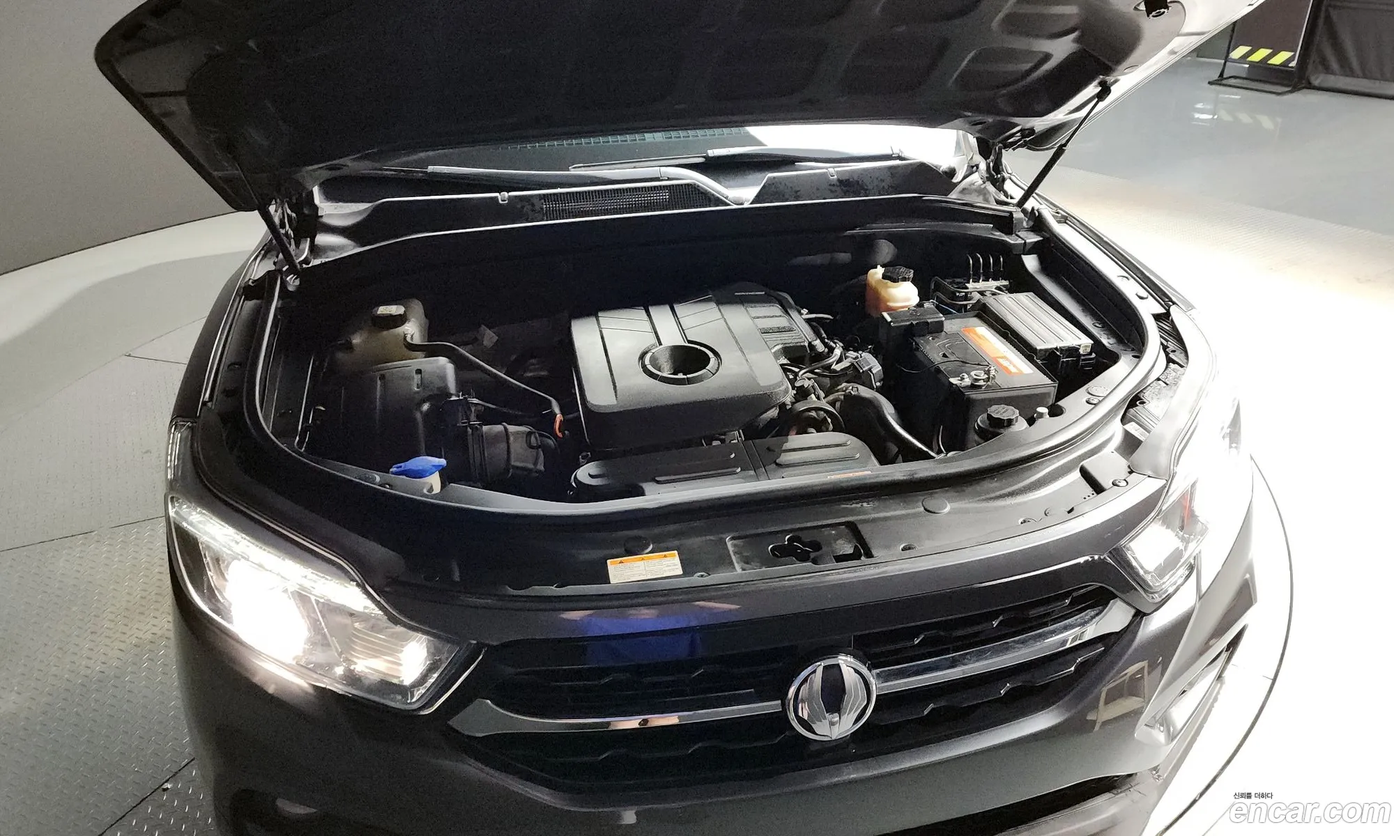 Kg Mobility Ssangyong Rexton Sports Diesel 22 4Wd Prestige - фотография 4579141