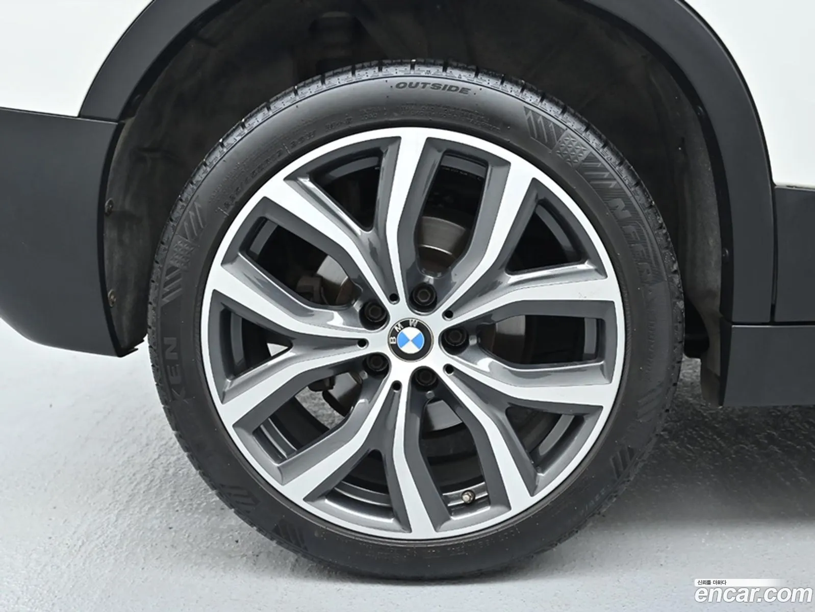 BMW X2 F39 xDrive20D Advantage - фотография 4603568
