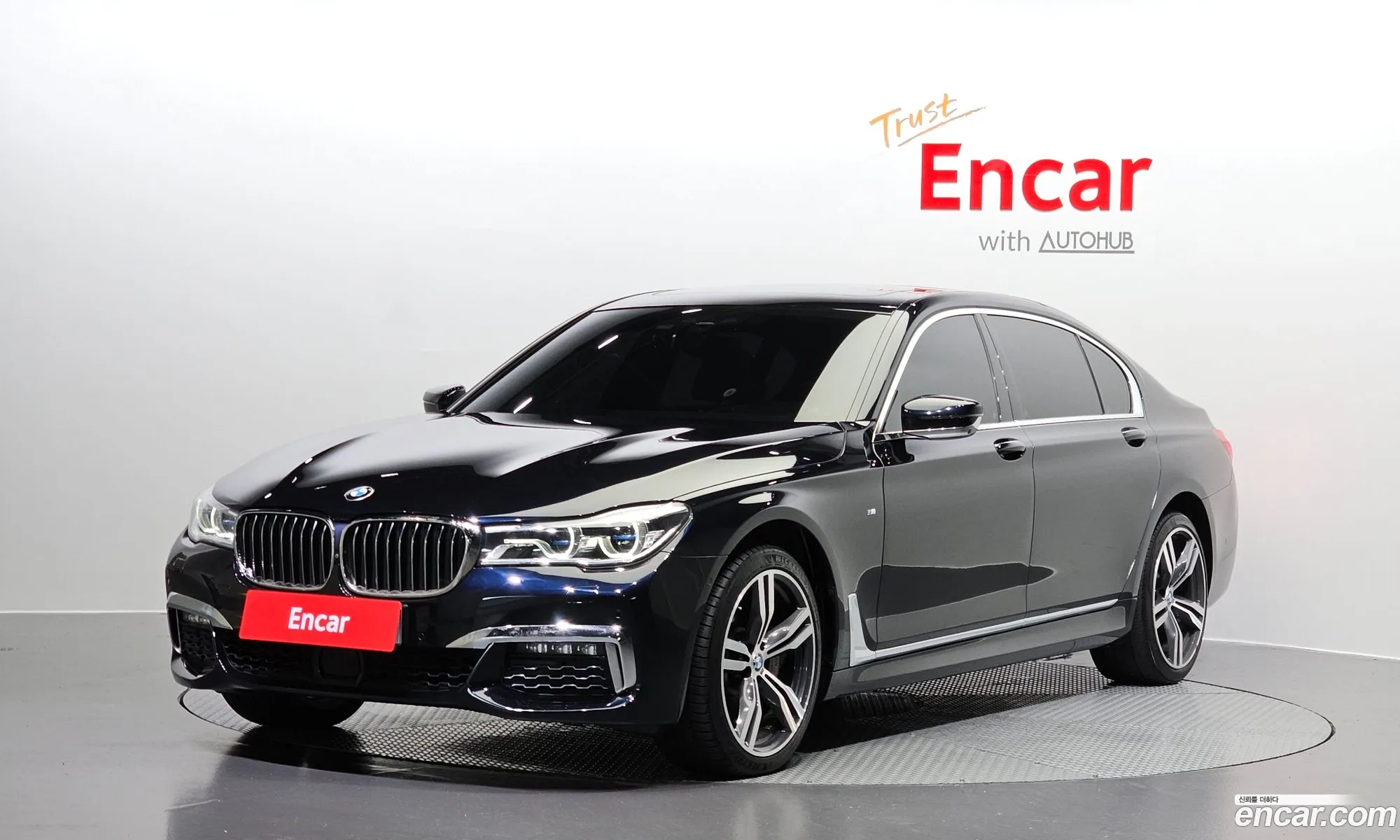 BMW 7 Series G11 730Ld xDrive M Sports - фотография 11977344