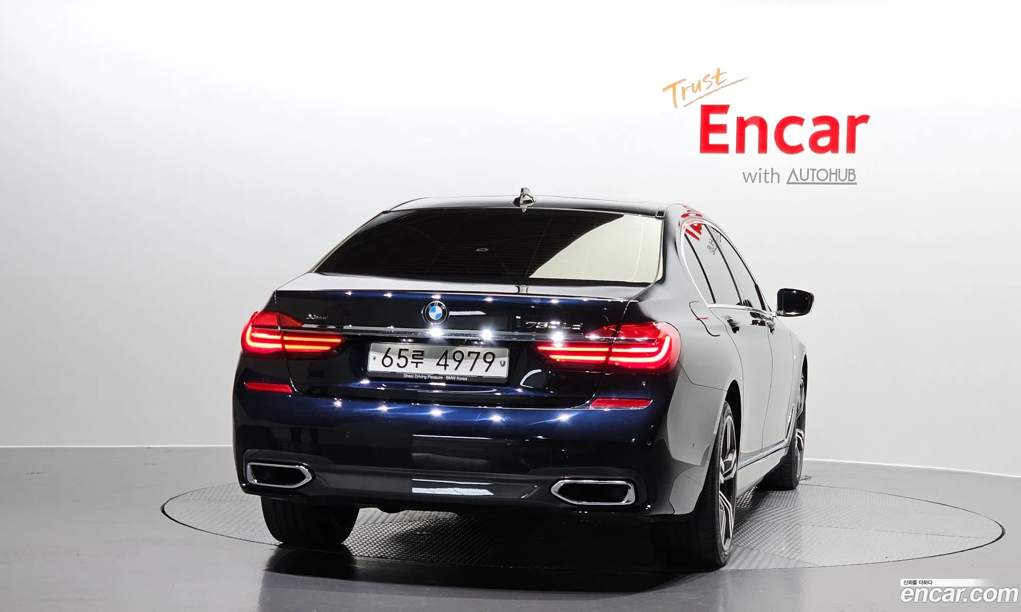 BMW 7 Series G11 730Ld xDrive M Sports - фотография 11977347