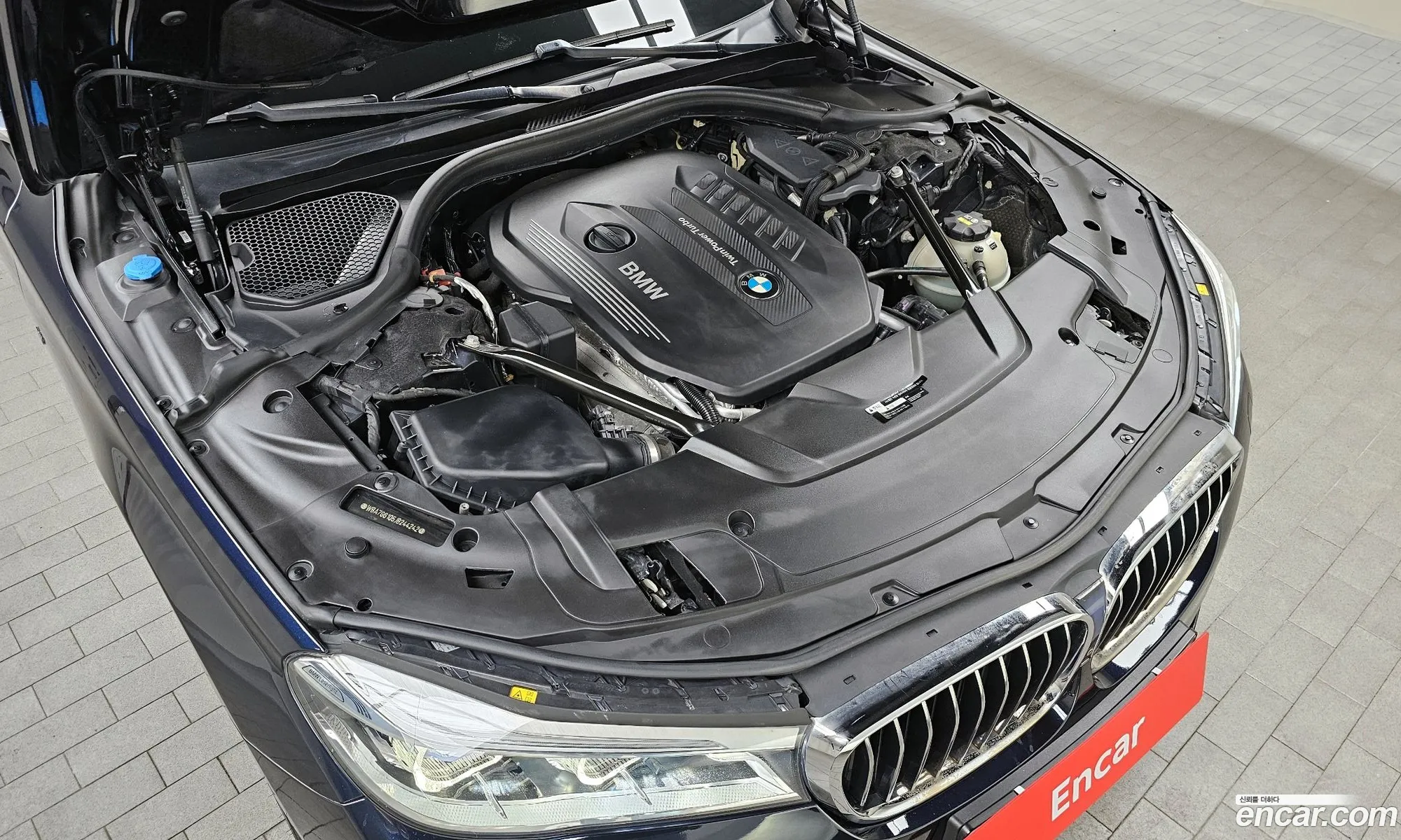 BMW 7 Series G11 730Ld xDrive M Sports - фотография 11977349
