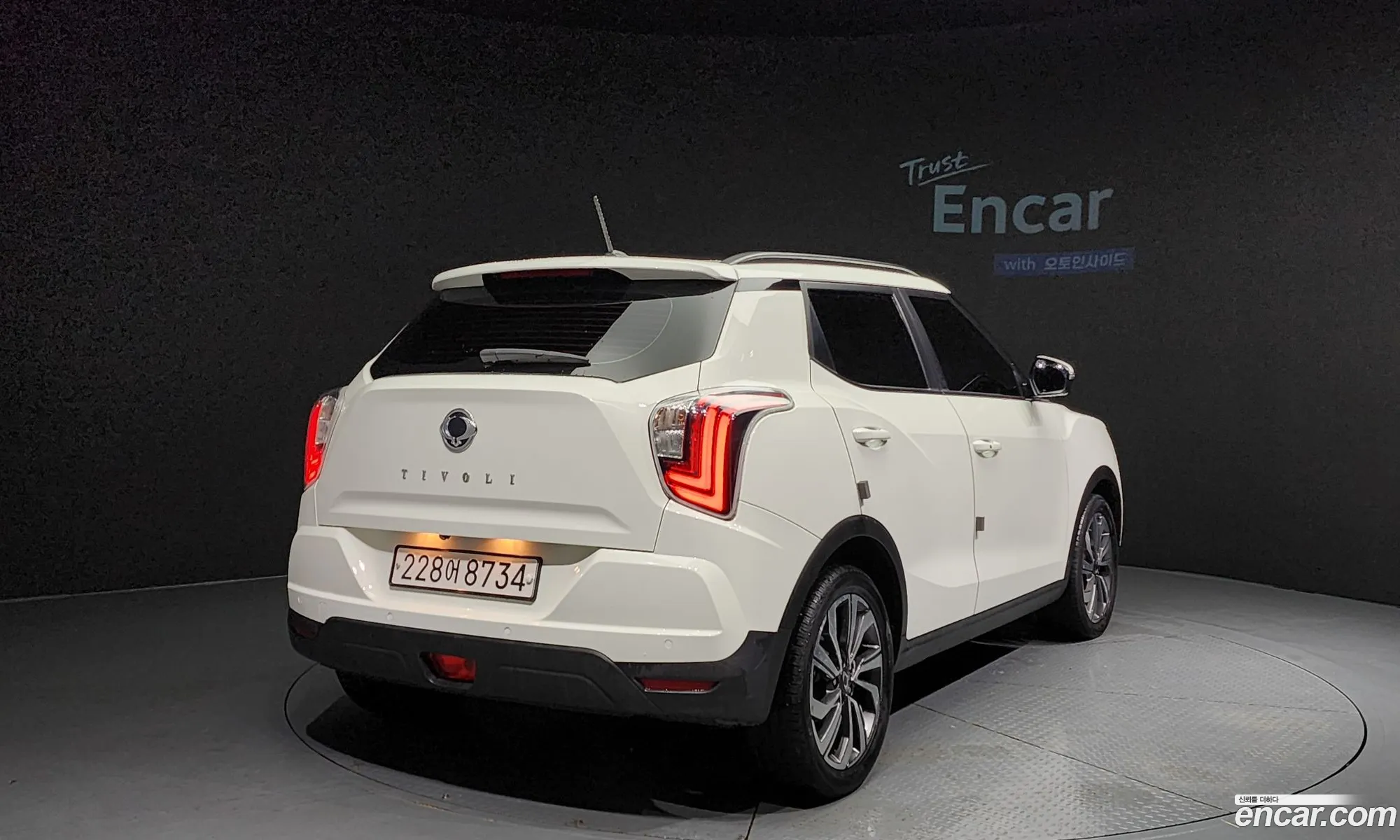 Kg Mobility Ssangyong Very New Tivoli Diesel 16 2Wd V7 - фотография 4572485