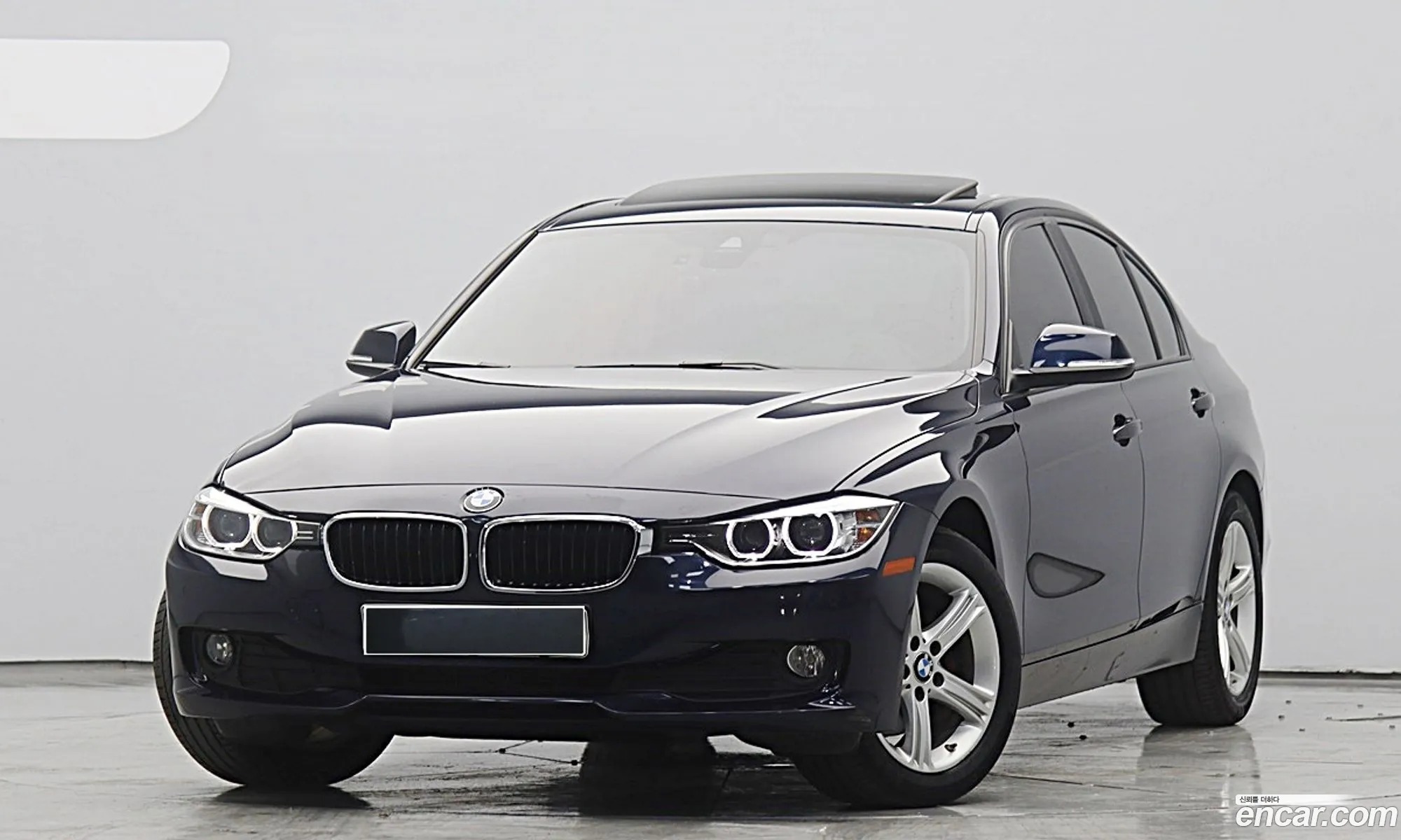 BMW 3 Series F30 320D - фотография 4603708