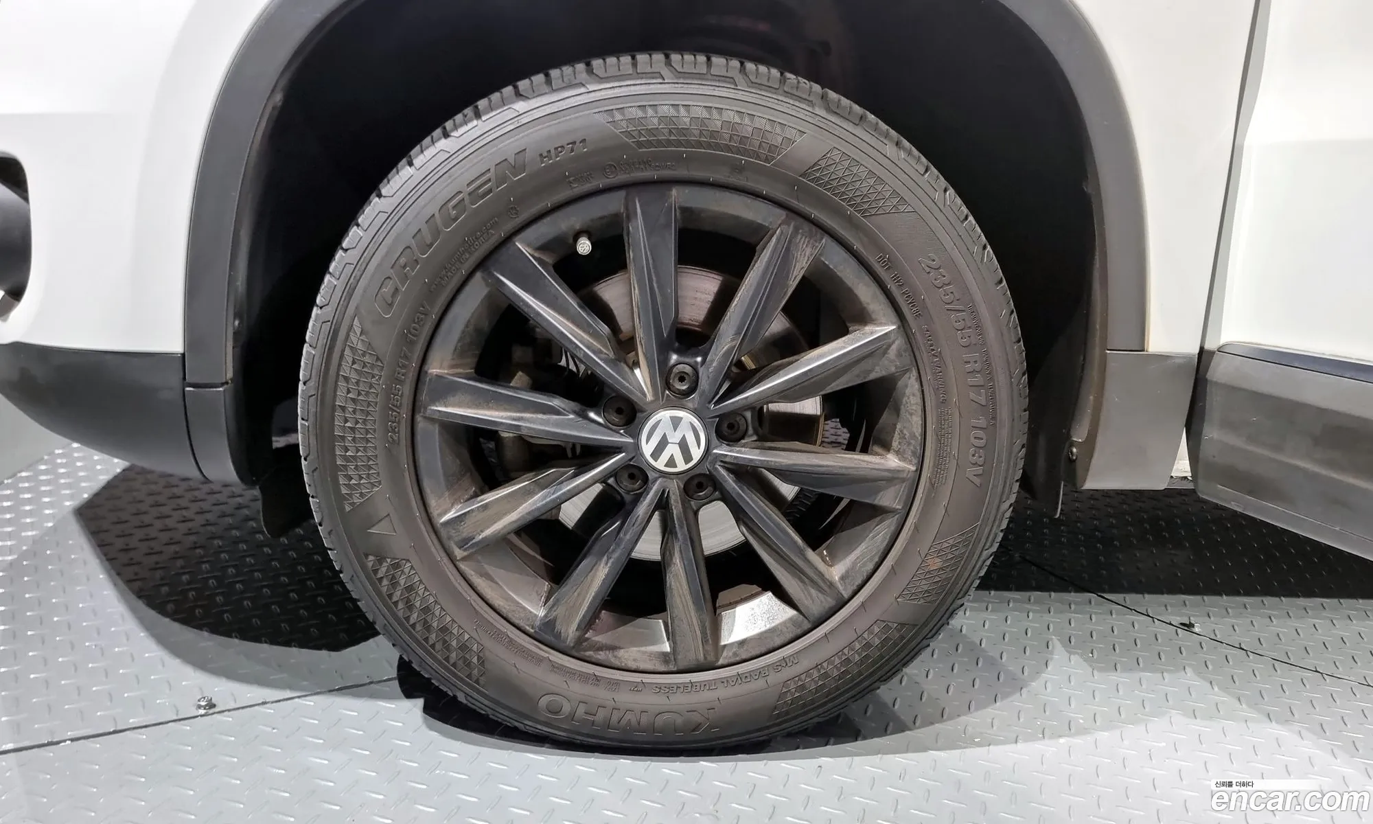 Volkswagen New Tiguan 20 Tdi Comfort 5N - фотография 12429327
