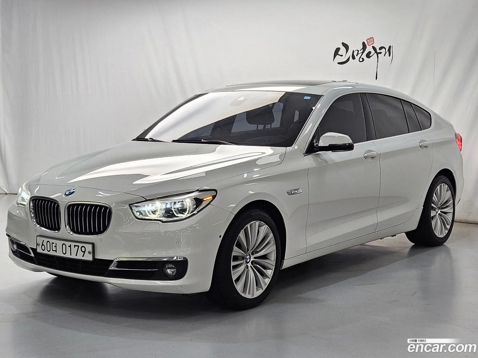 BMW 5 Series Gt F07 Gt 30D xDrive - фотография 4603732