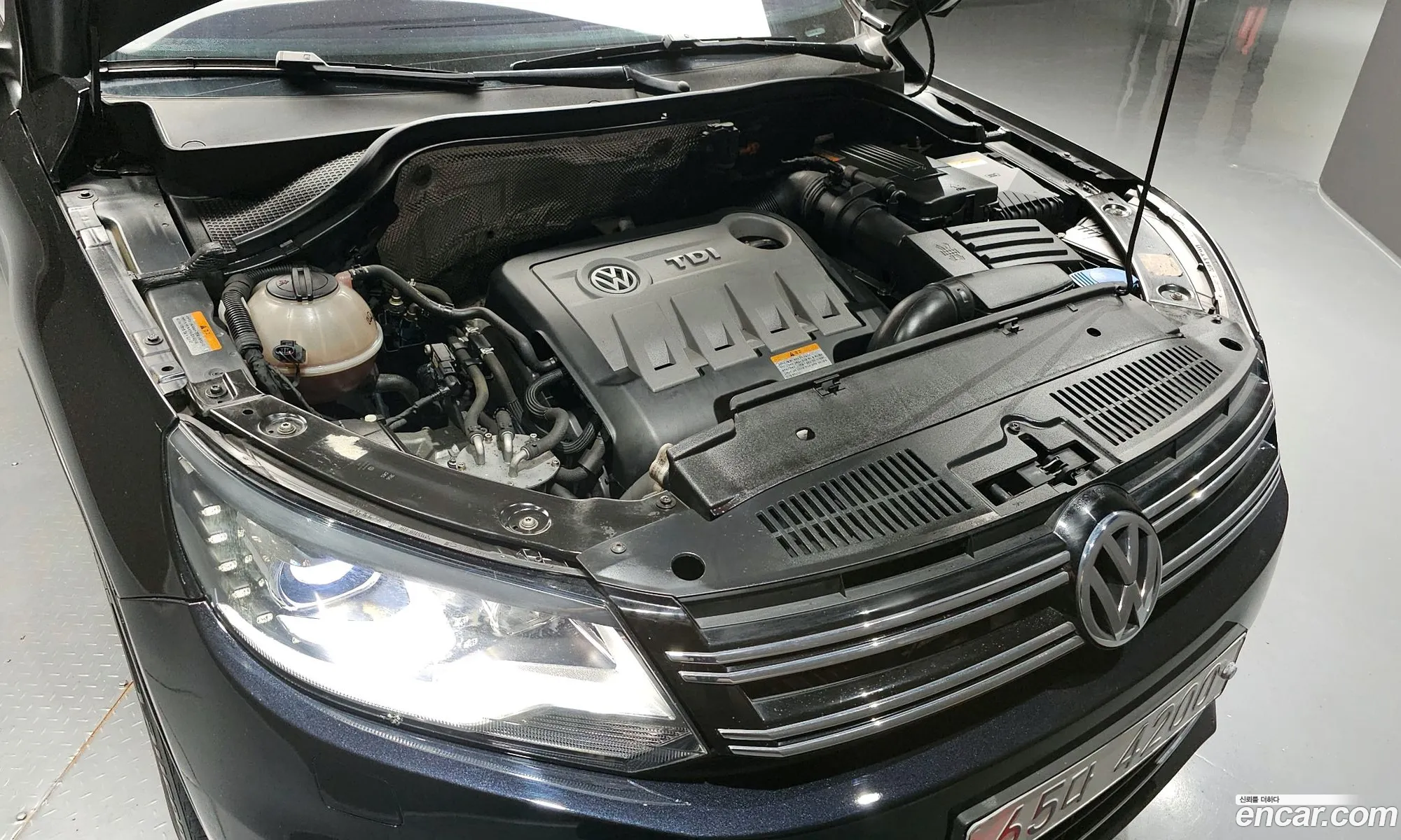Volkswagen New Tiguan 20 Tdi Comfort 5N - фотография 12558386