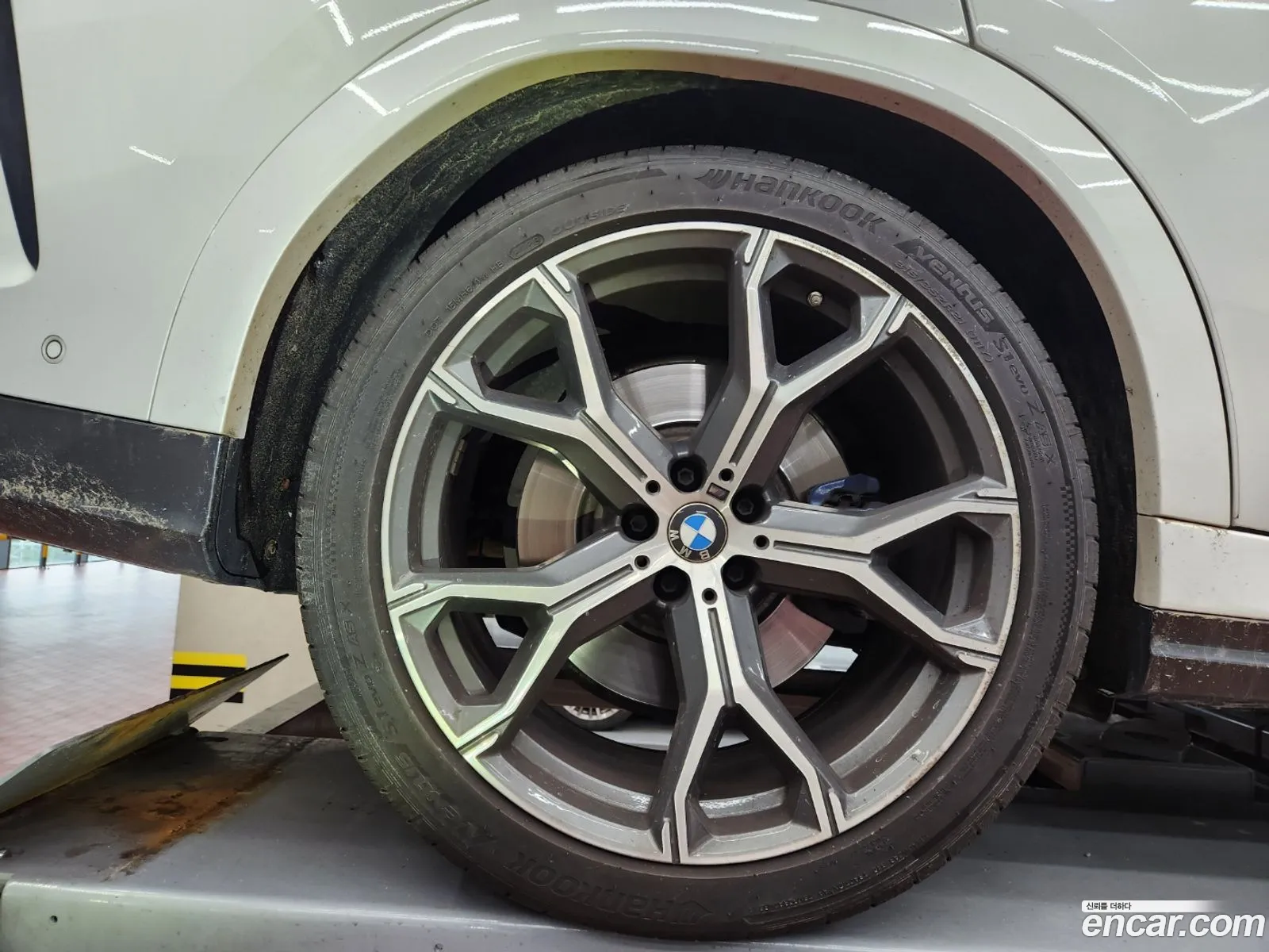 BMW X6 G06 xDrive40I M Sports - фотография 4603592