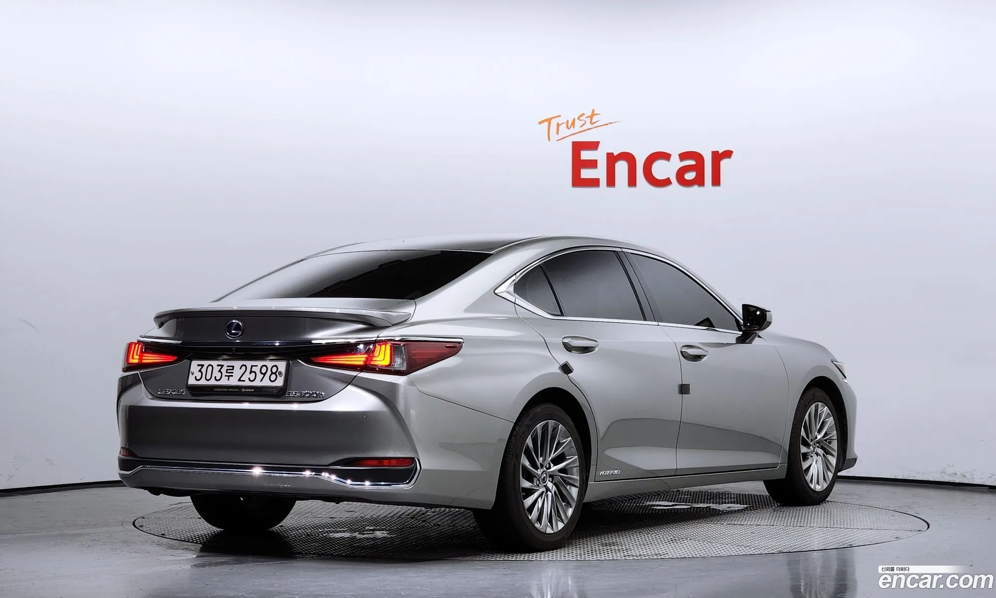 Lexus Es300H 7Th Generation Luxury Plus - фотография 6670817