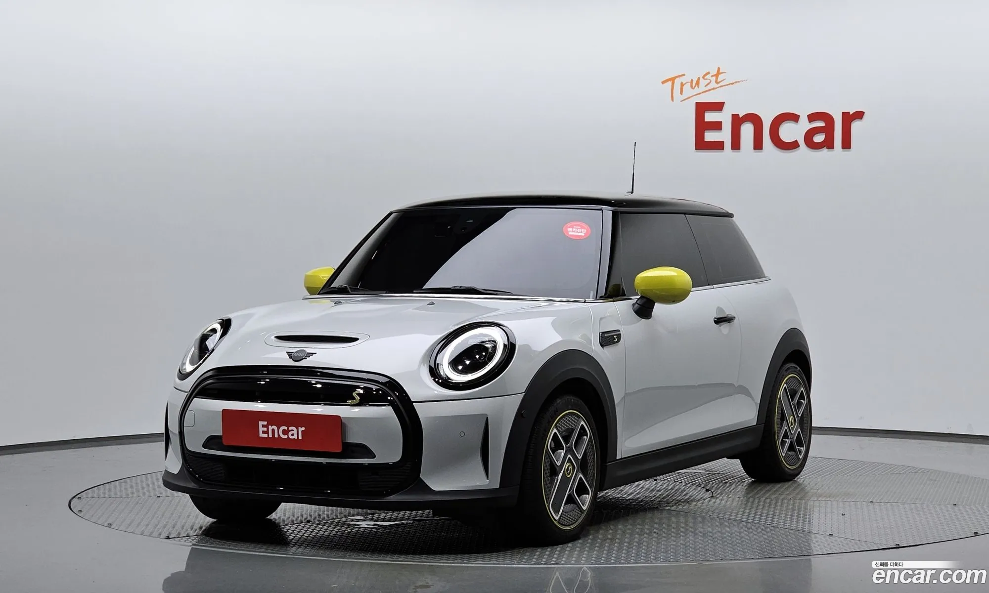 Mini Cooper Electric Se Electric 1St Generation - фотография 800369