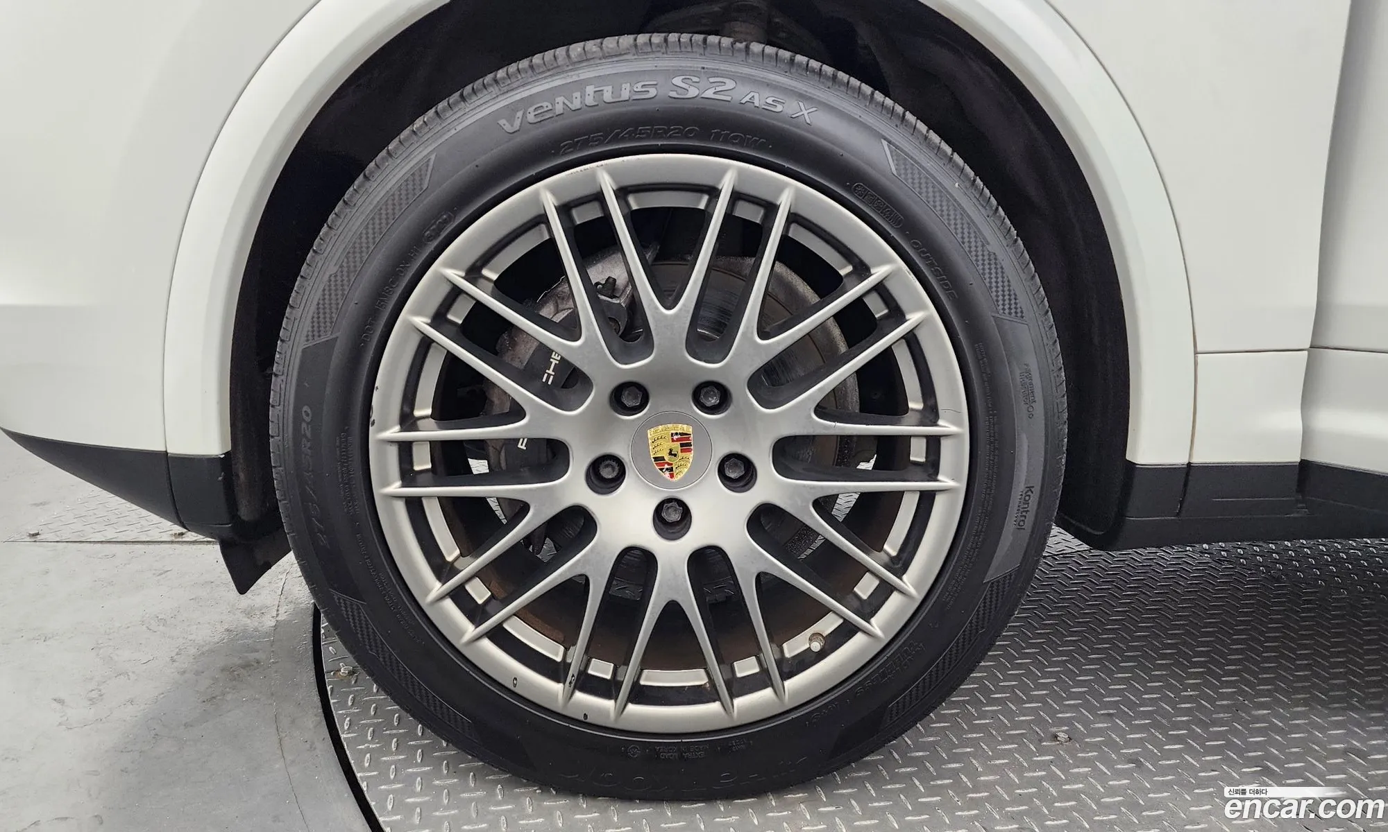 Porsche New Cayenne 30 Diesel Platinum Edition 958 - фотография 1031447
