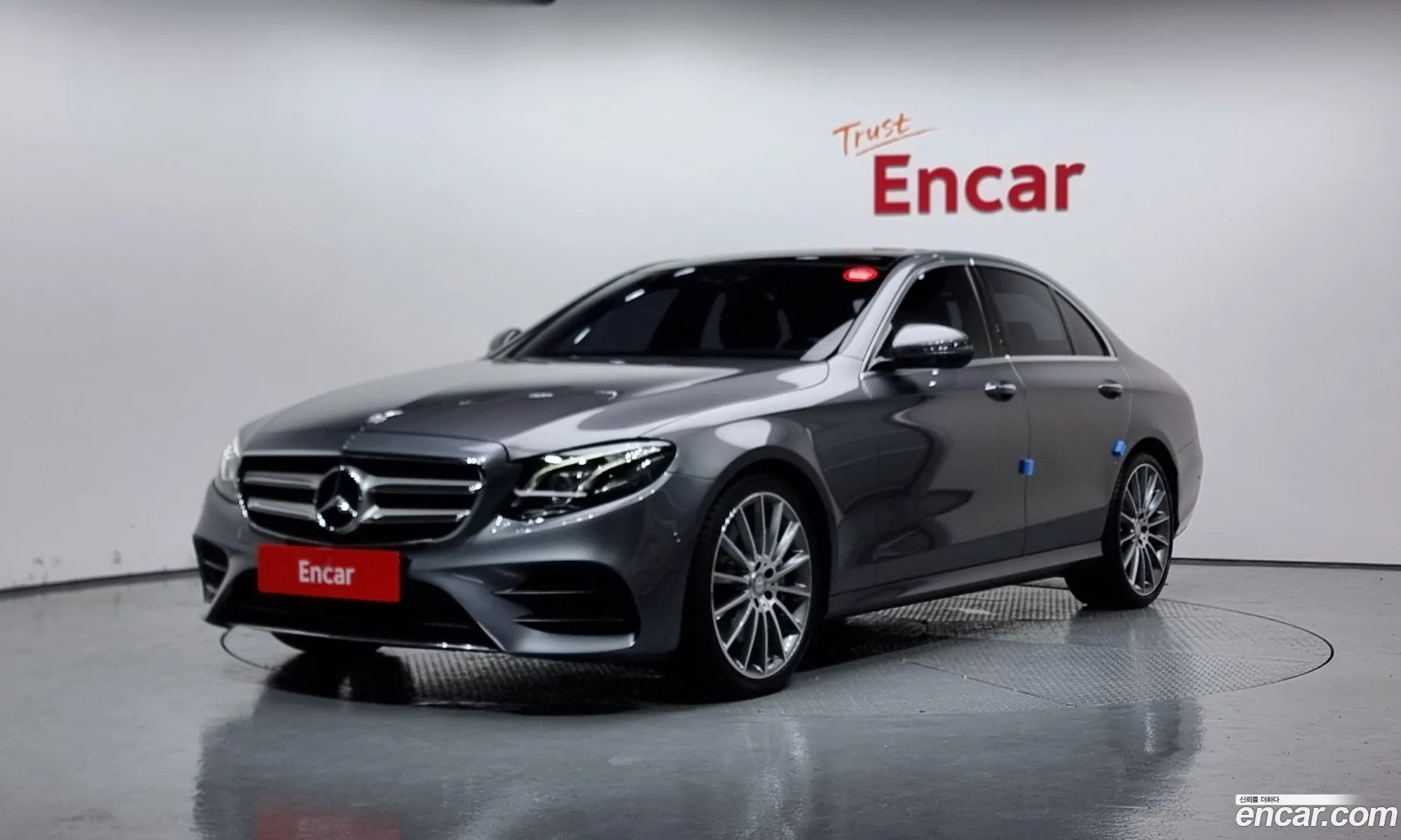 E-Class W213 E300 4Matic Amg Line - фотография 12586220