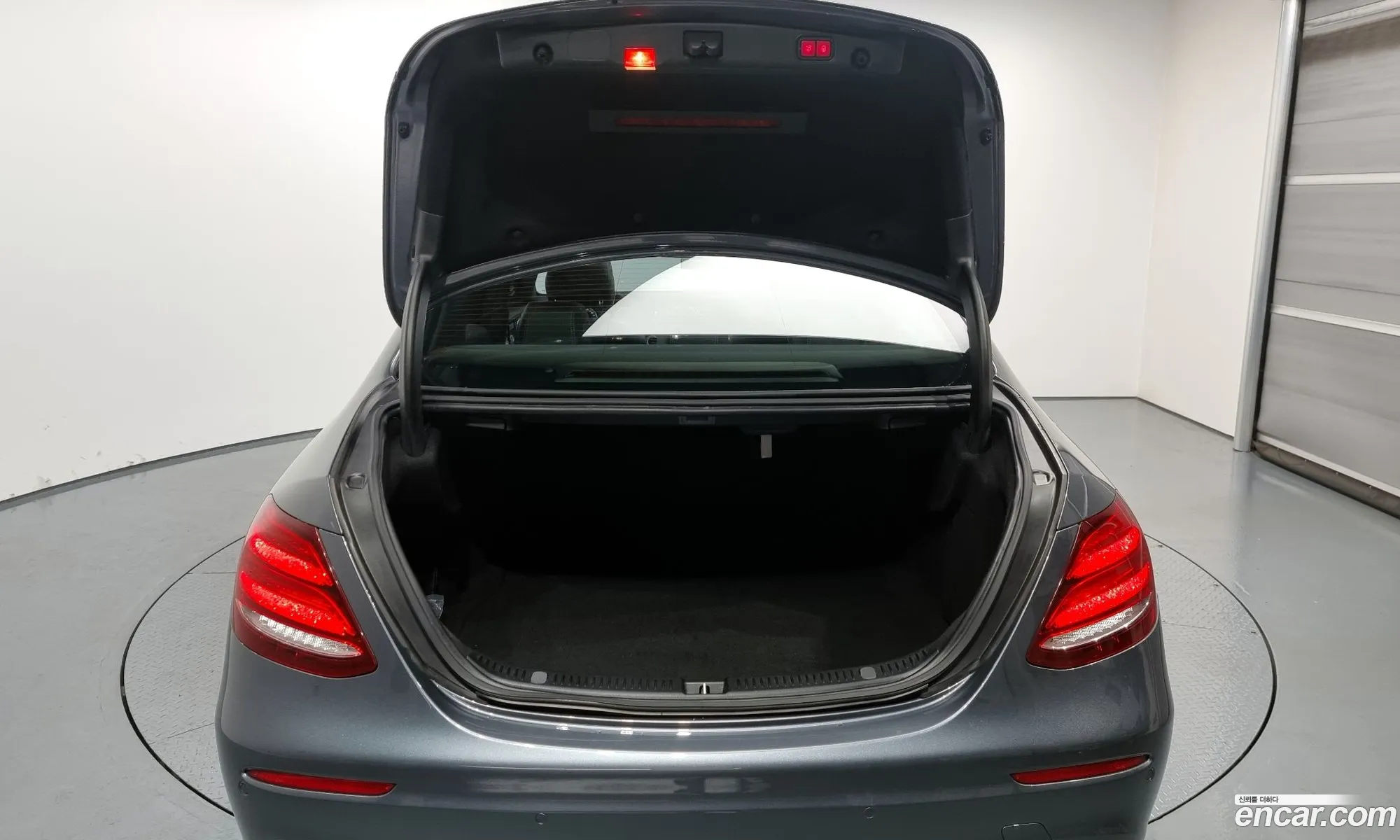 E-Class W213 E300 4Matic Amg Line - фотография 12586221