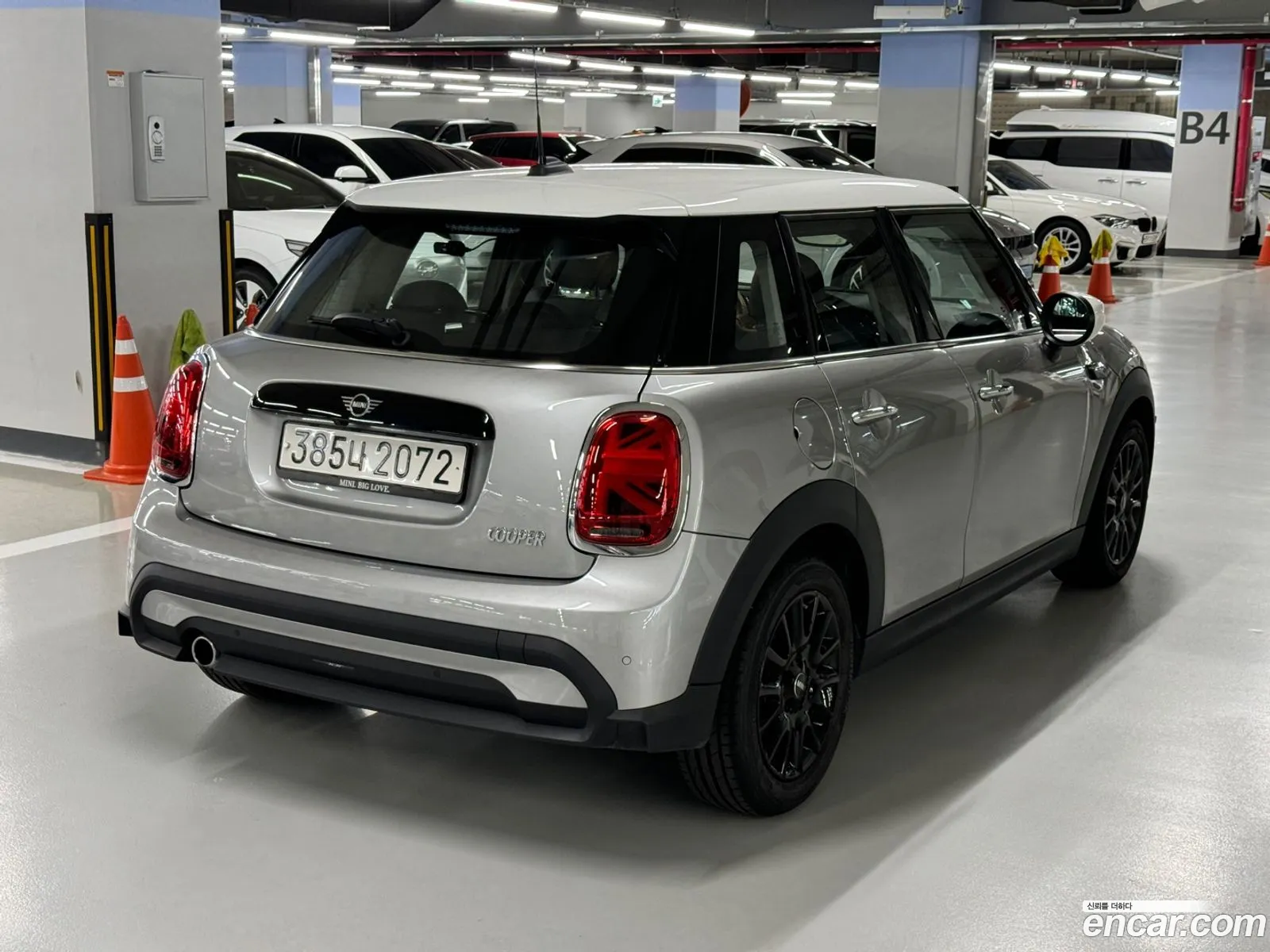 Mini Cooper 5-Door Classic 3Rd Generation - фотография 800310