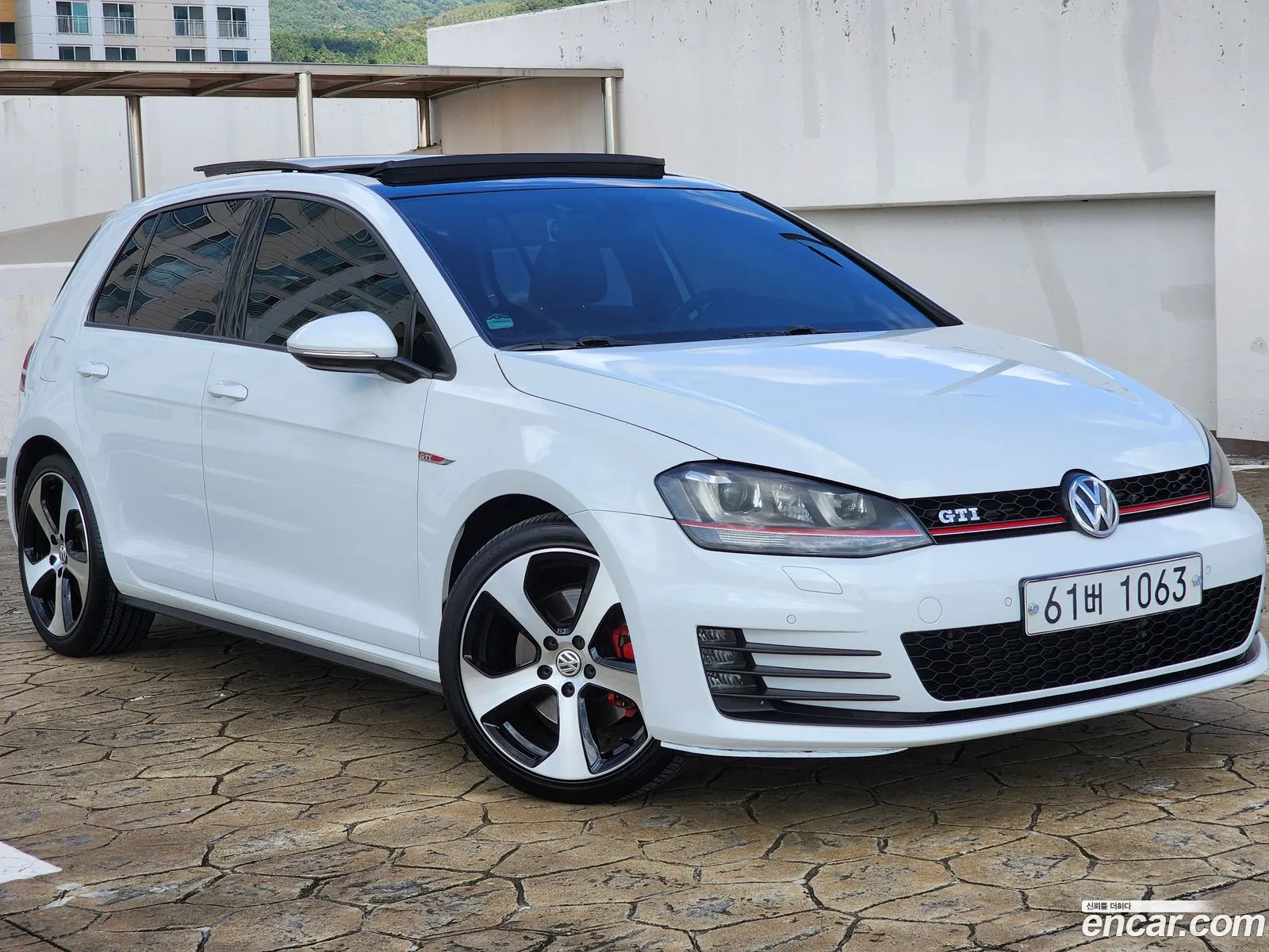 Volkswagen Golf 7Th Generation 20 Gti - фотография 12446952