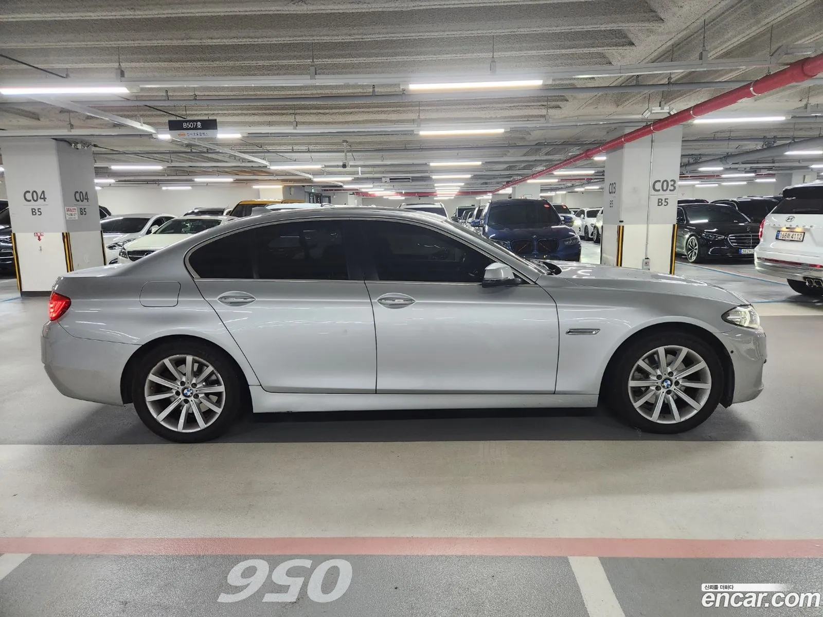 BMW 5 Series F10 528I xDrive - фотография 11985148