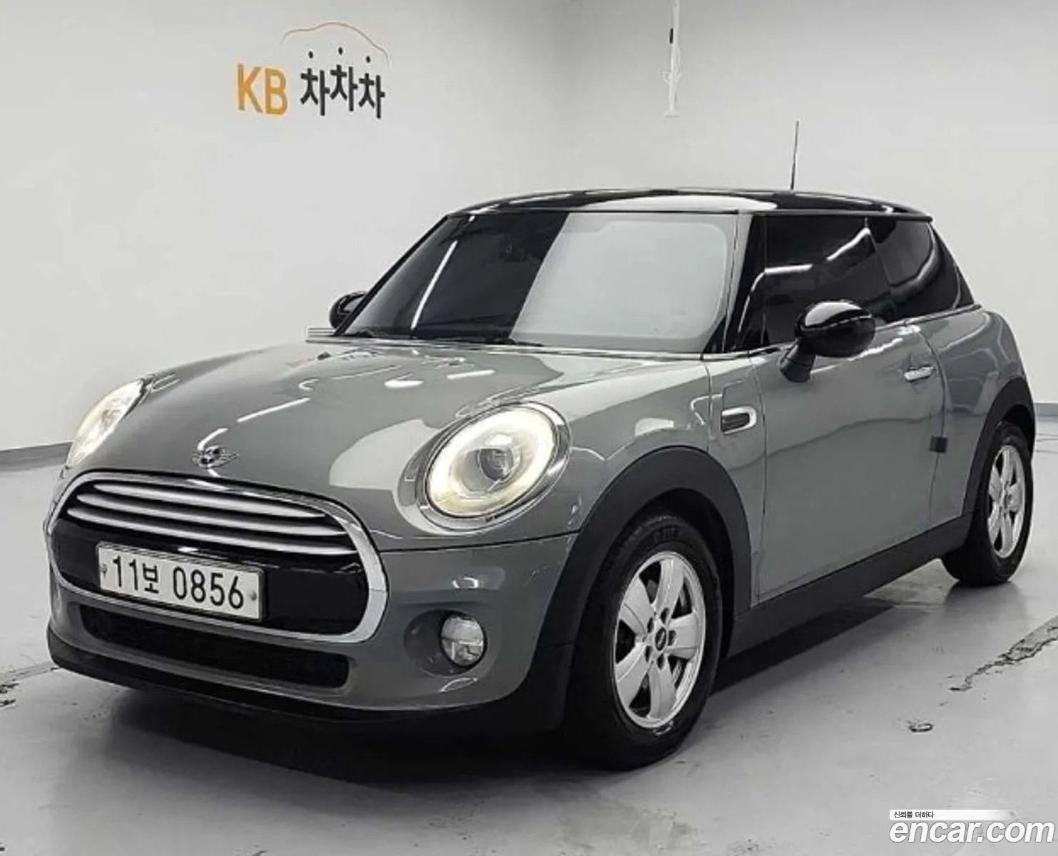 Mini Cooper Mid 3Rd Generation - фотография 800347
