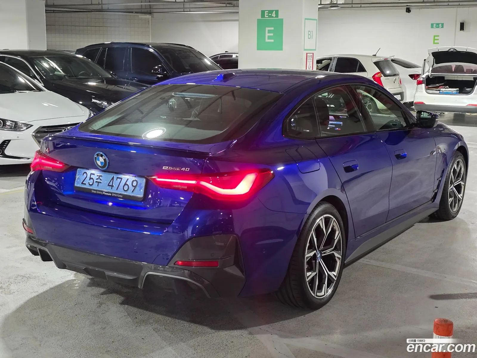 BMW I4 Edrive40 Individual - фотография 171732
