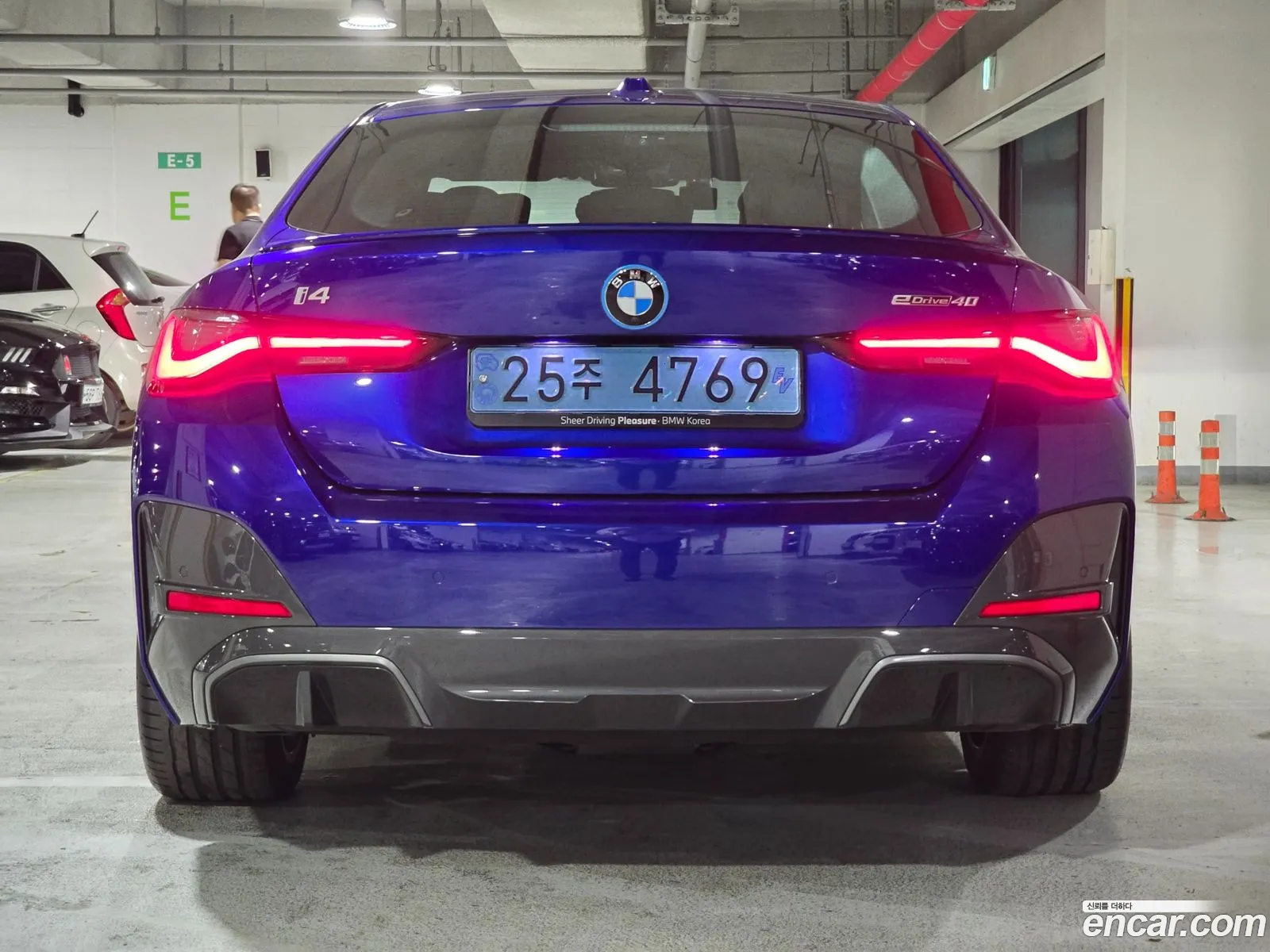 BMW I4 Edrive40 Individual - фотография 171734