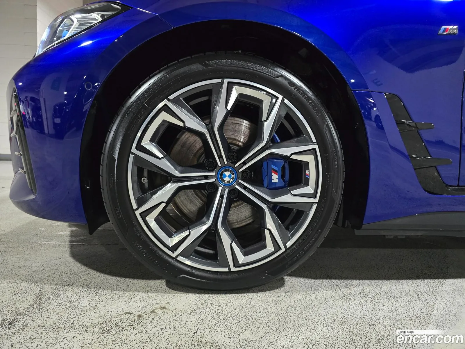 BMW I4 Edrive40 Individual - фотография 171735