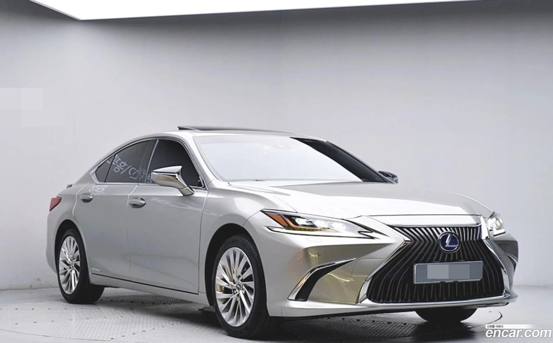 Lexus Es300H 7Th Generation Executive - фотография 6670877