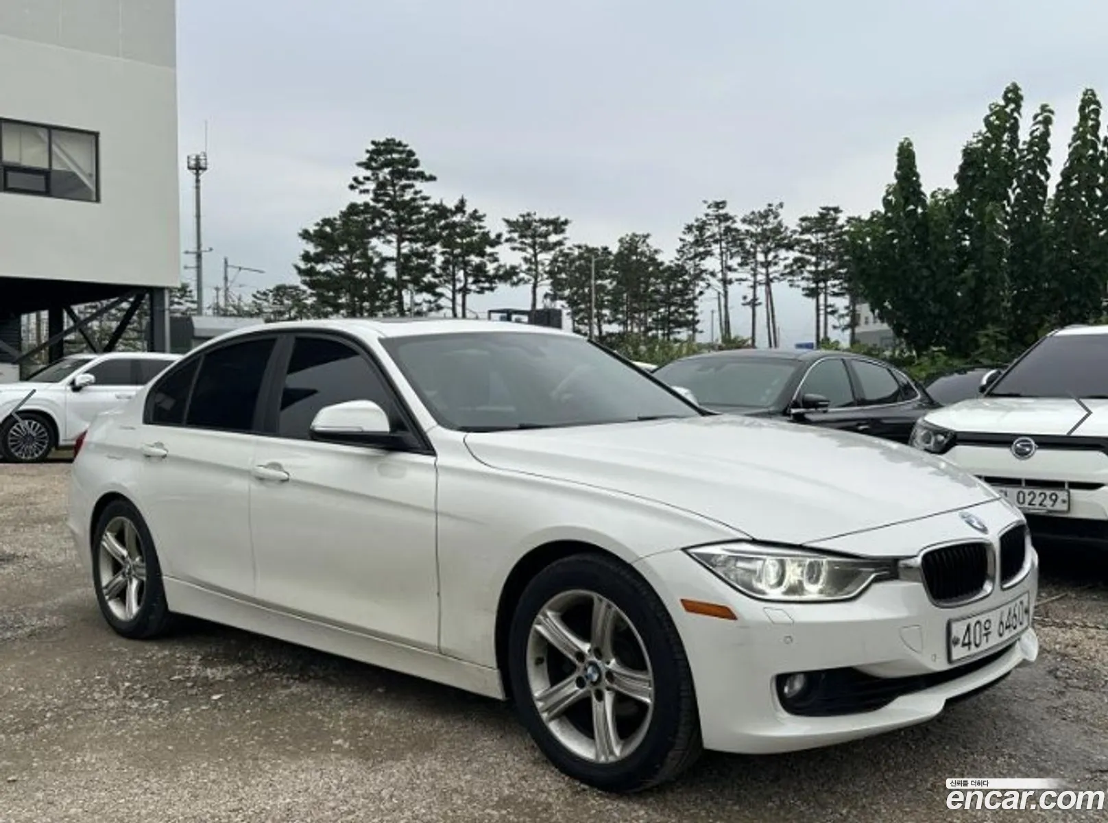 BMW 3 Series F30 320I - фотография 12004169
