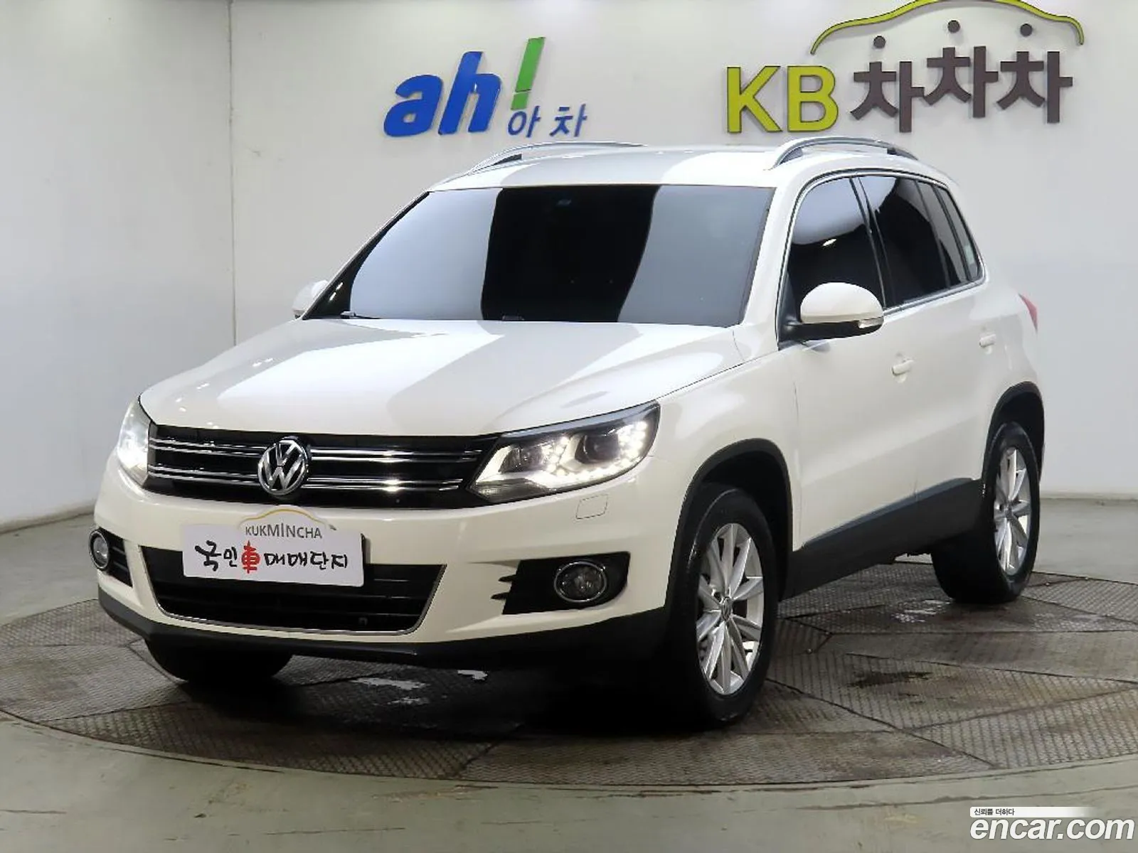 Volkswagen New Tiguan 20 Tdi Comfort 5N - фотография 12557975