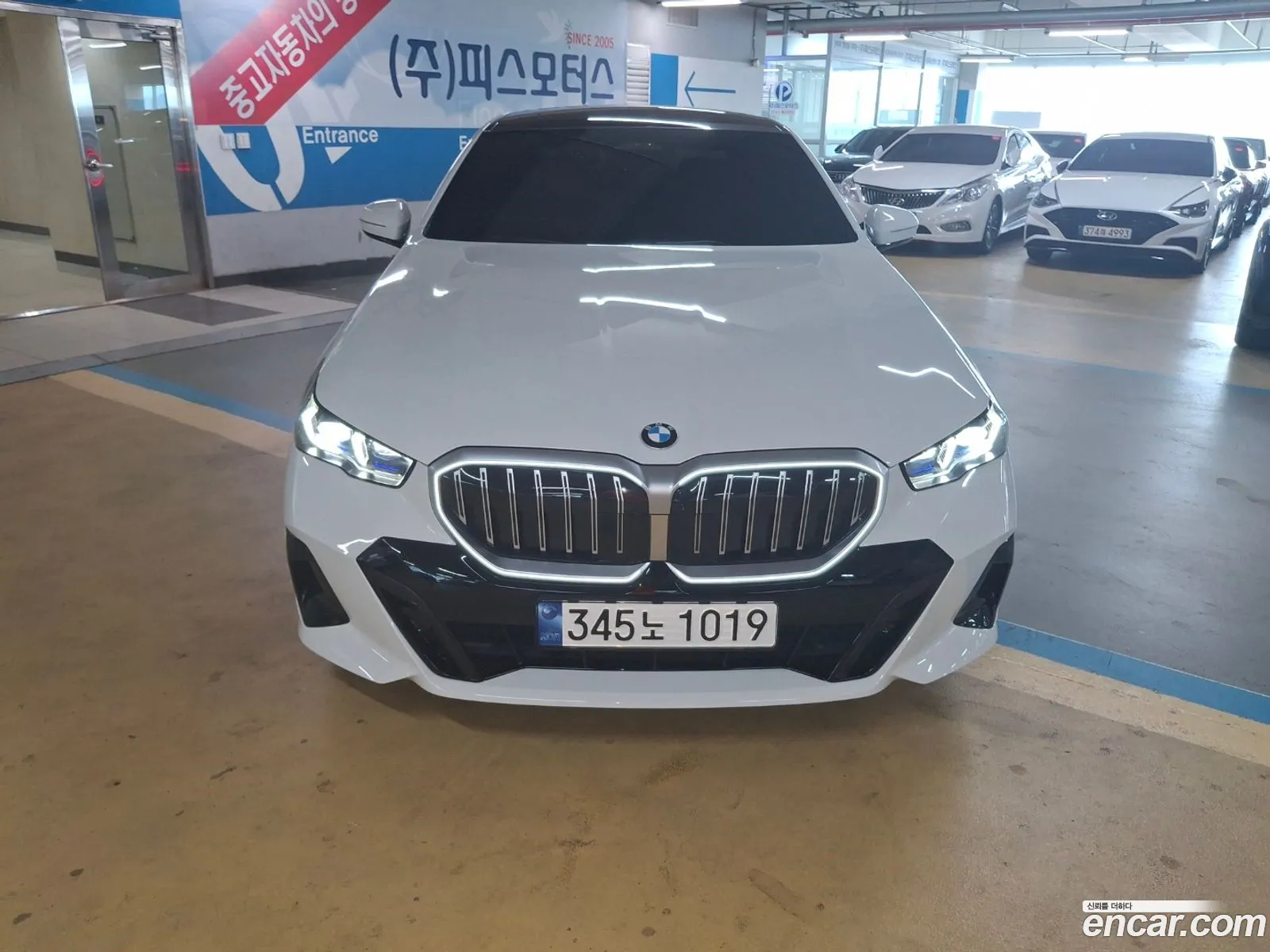 BMW 5 Series G60 520I M Sports - фотография 12004193