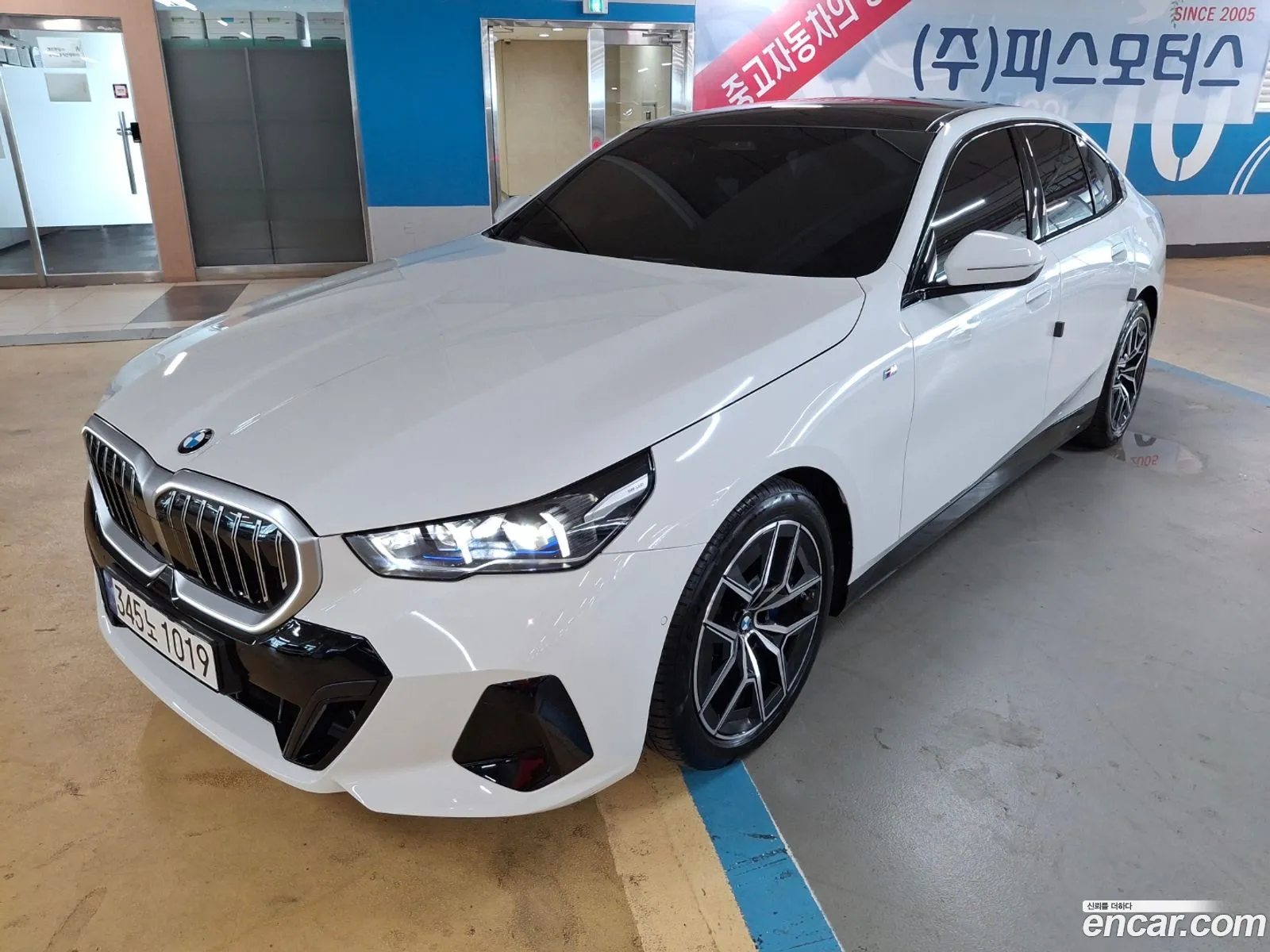 BMW 5 Series G60 520I M Sports - фотография 12004195