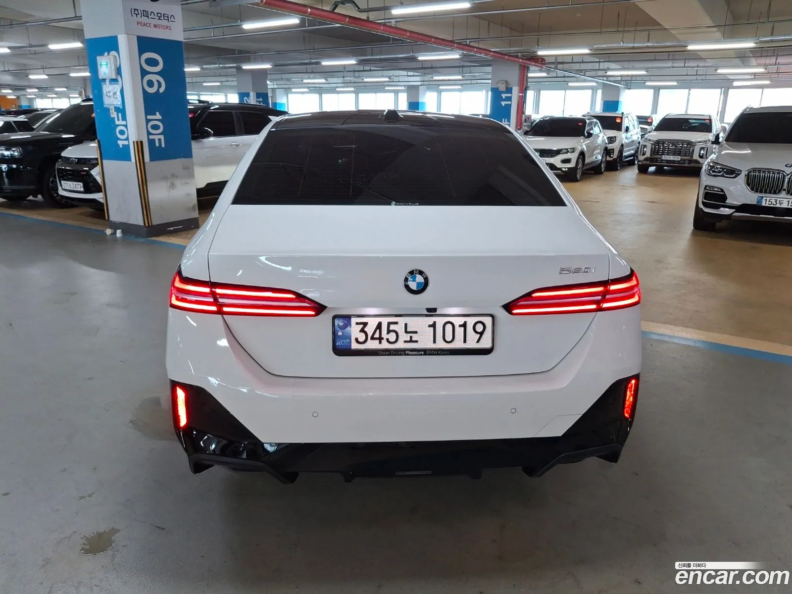 BMW 5 Series G60 520I M Sports - фотография 12004196