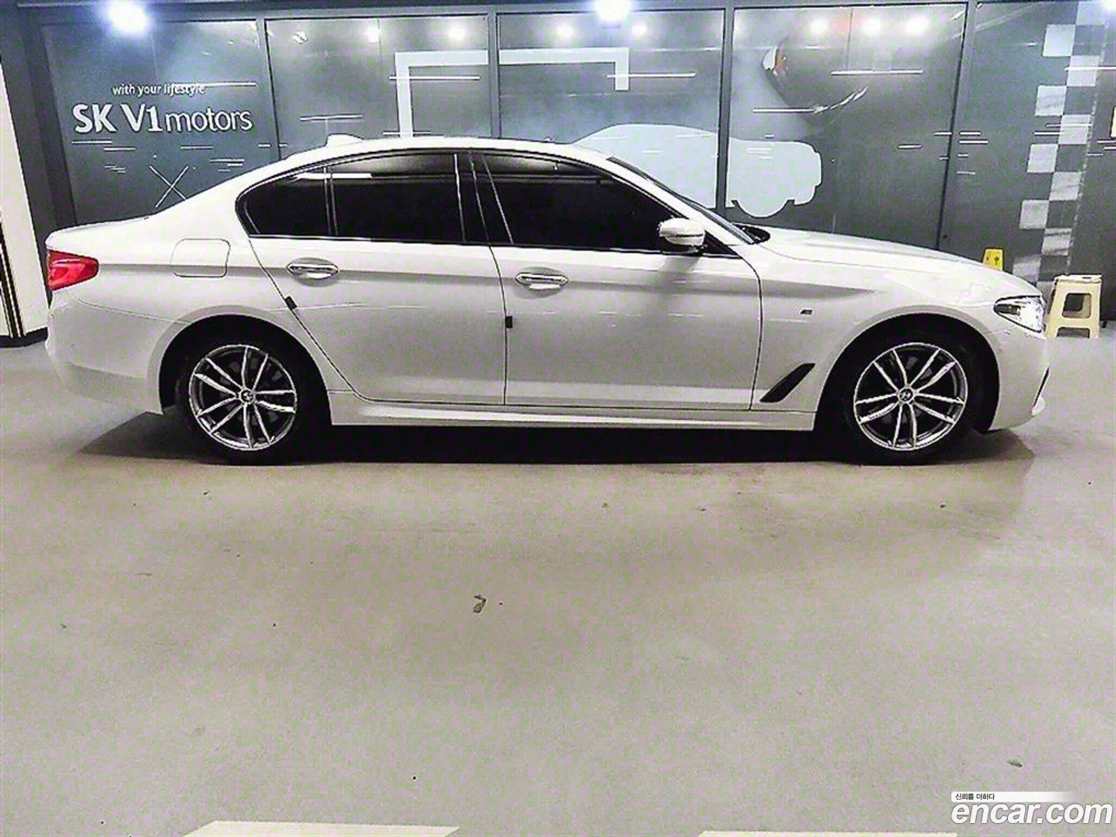BMW 5 Series G30 520D M Sports Plus - фотография 12002075