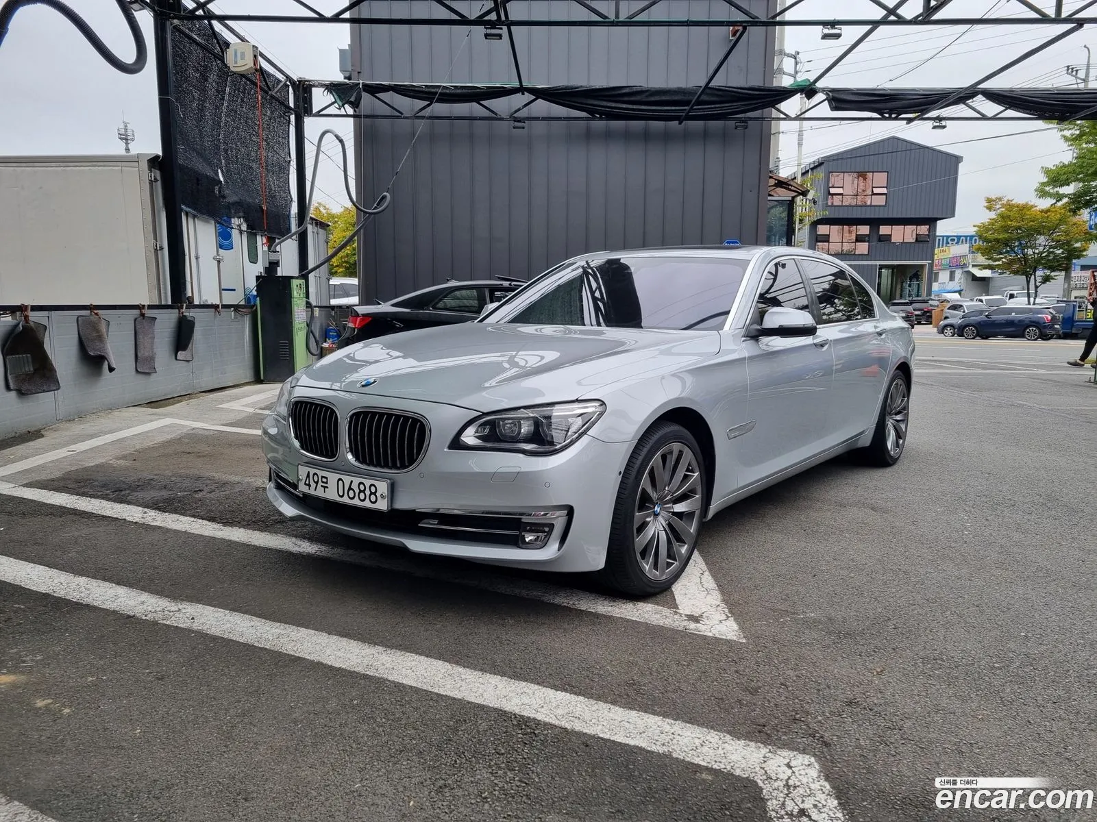 BMW 7 Series F01 750Ld xDrive Individual - фотография 11985203