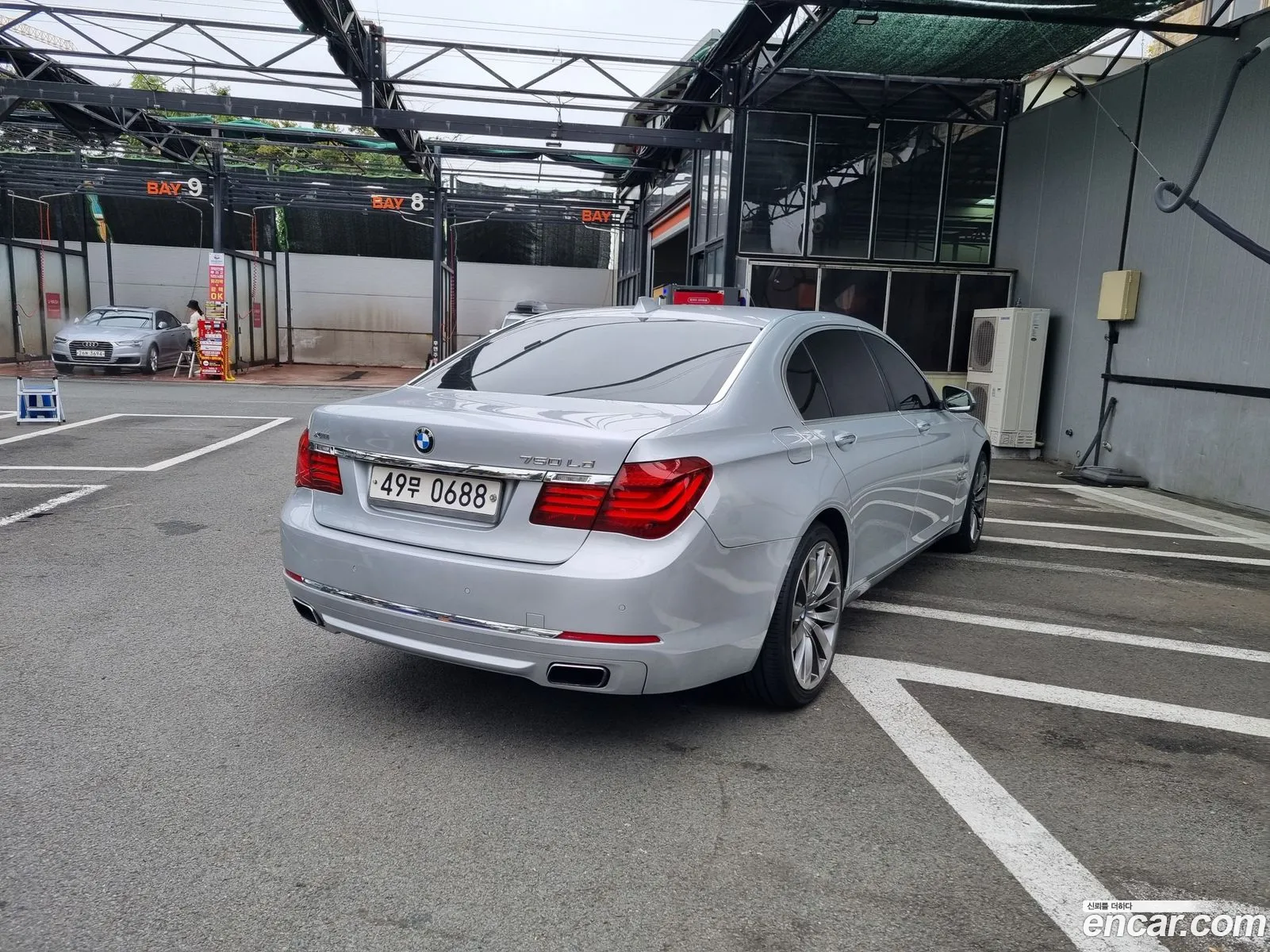 BMW 7 Series F01 750Ld xDrive Individual - фотография 11985204