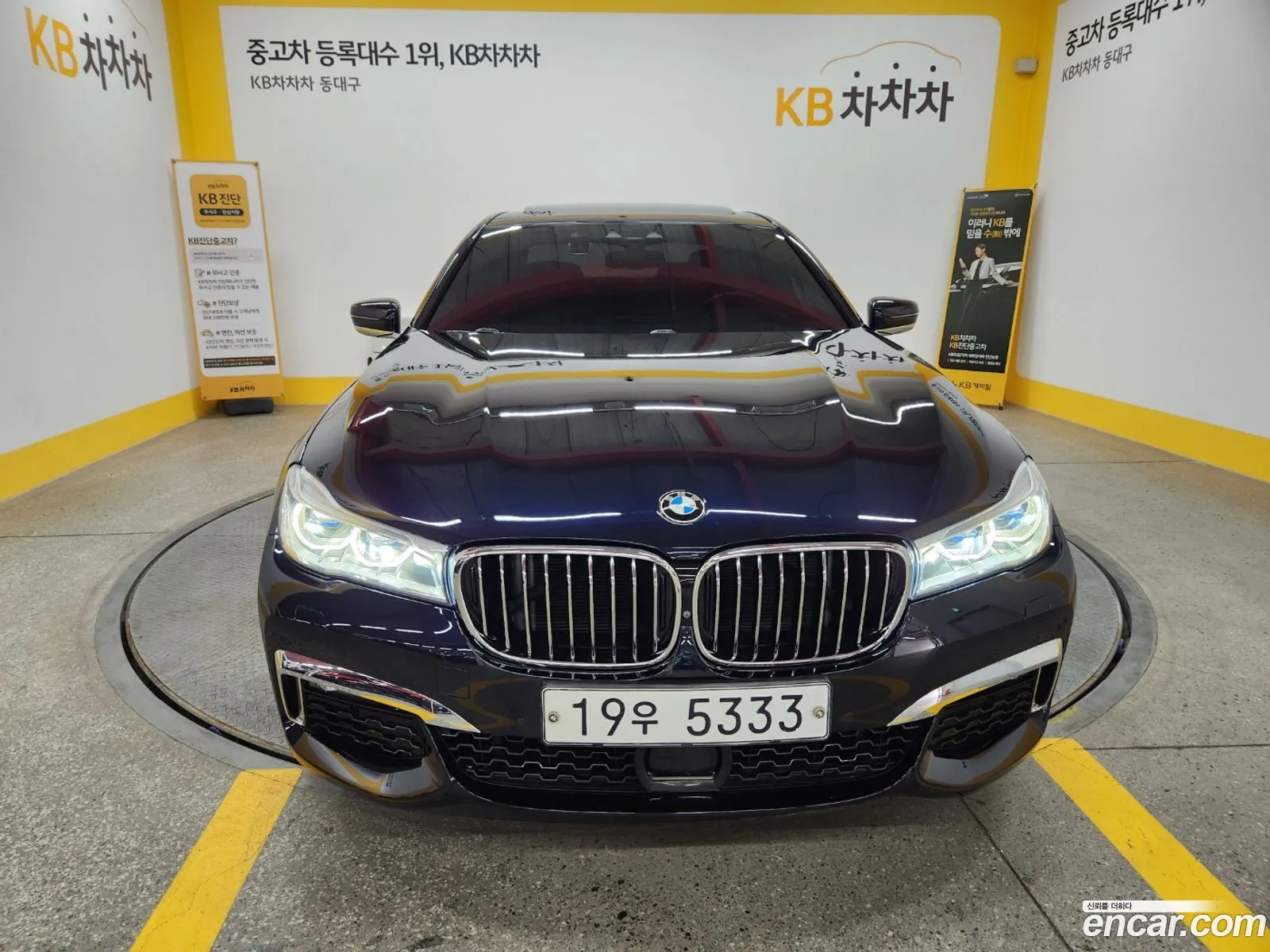 BMW 7 Series G11 730D xDrive M Sports - фотография 11985171