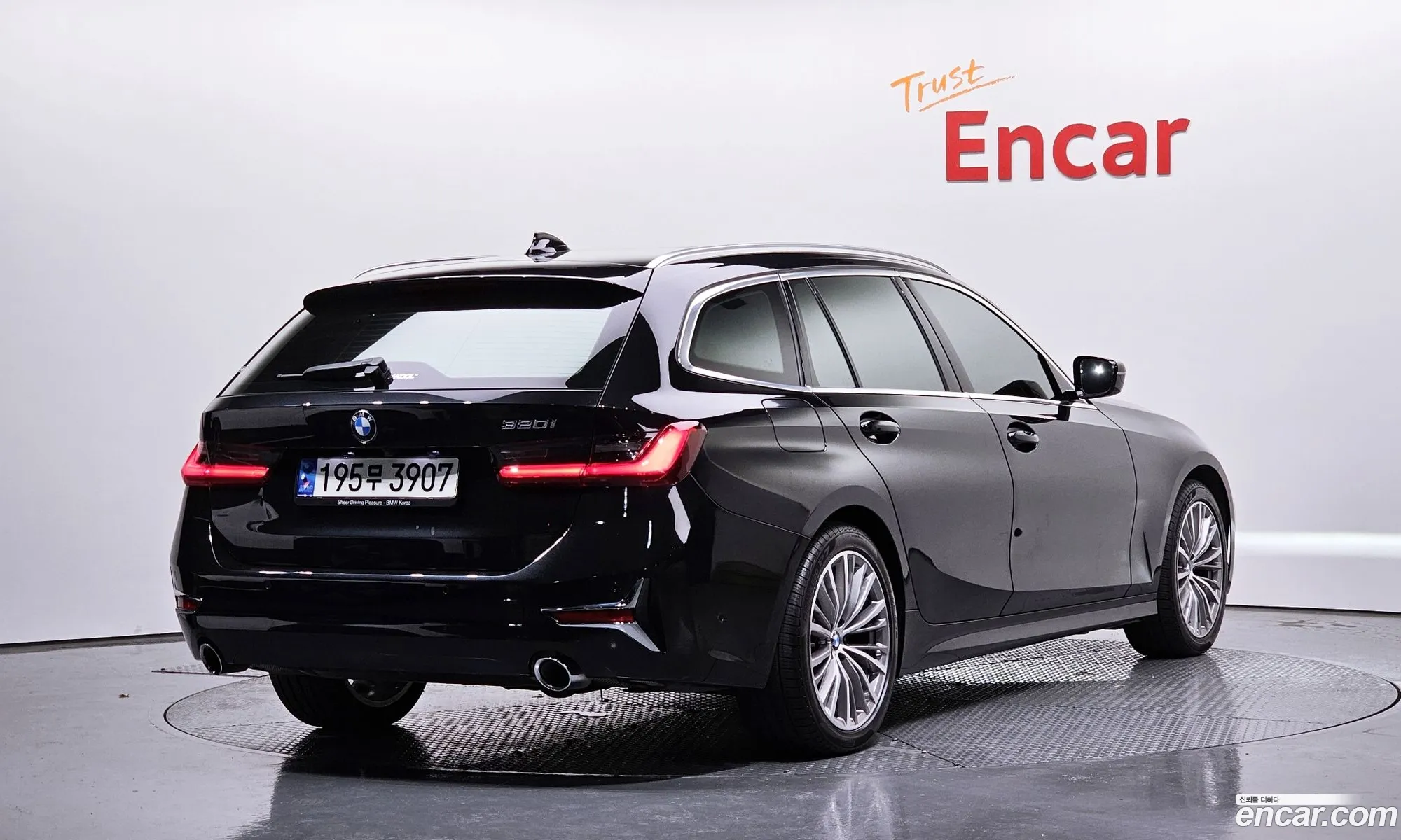 BMW 3 Series G20 320I Touring Luxury - фотография 208486