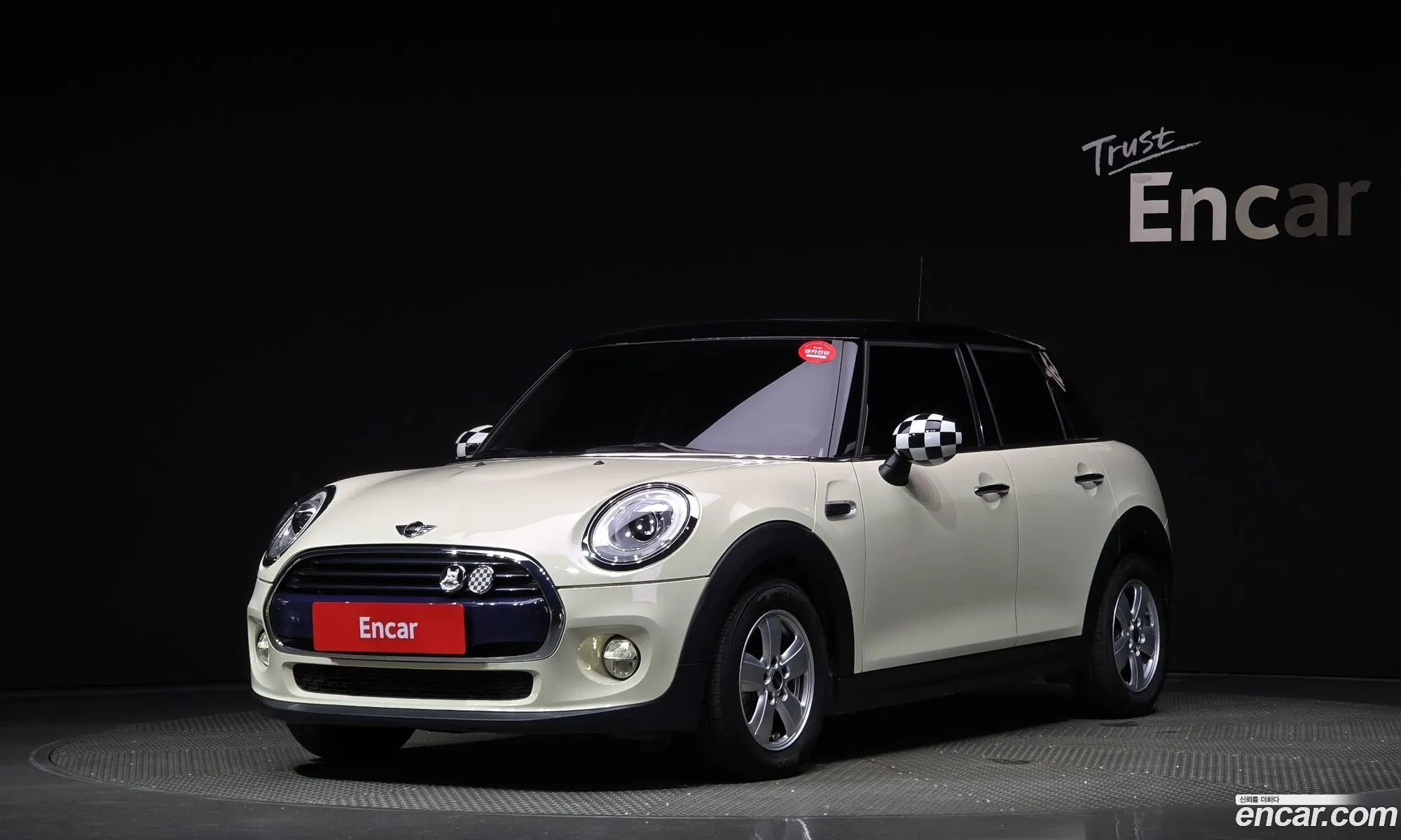 Mini Cooper D 5-Door Basic Model 3Rd Generation - фотография 993037