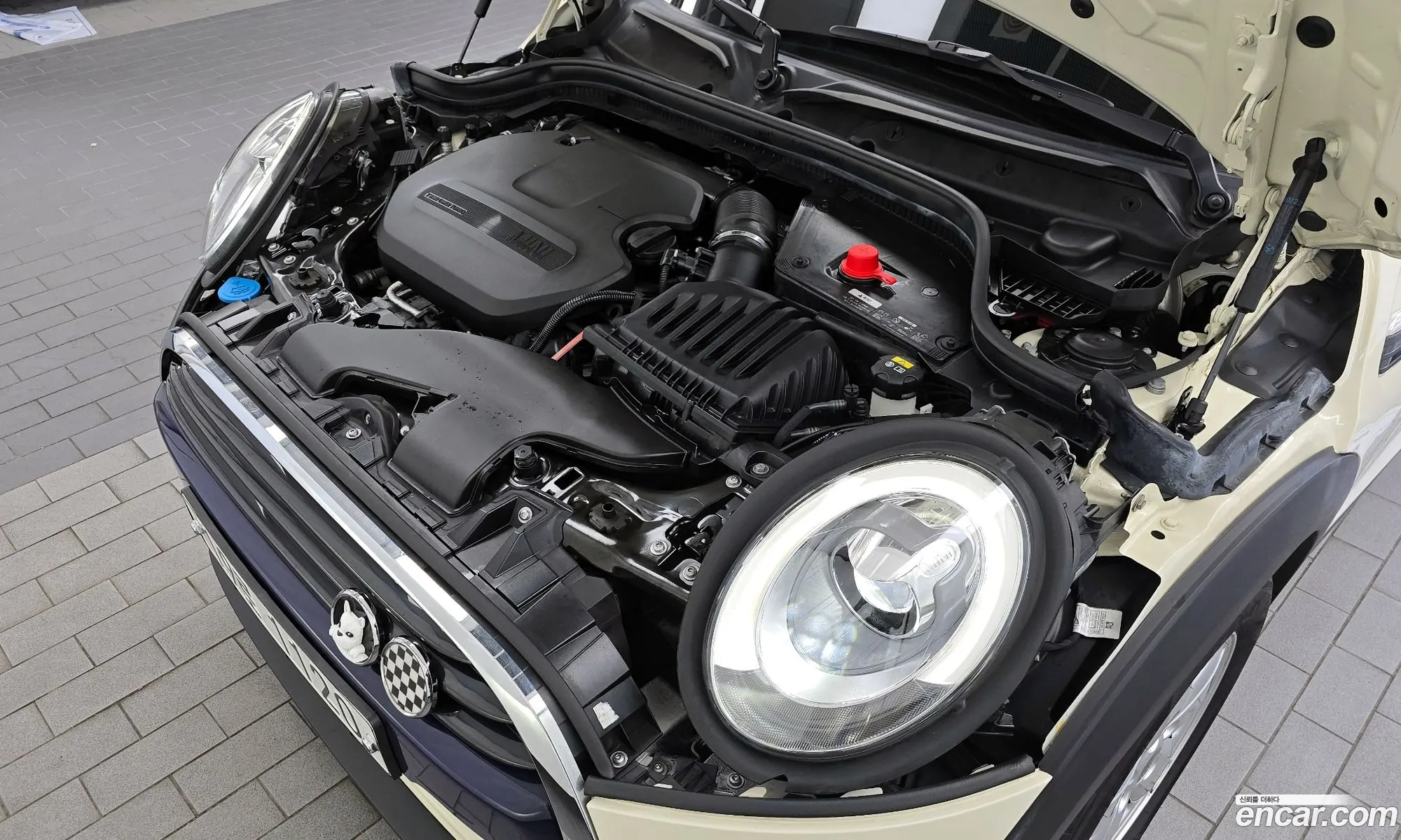 Mini Cooper D 5-Door Basic Model 3Rd Generation - фотография 993042