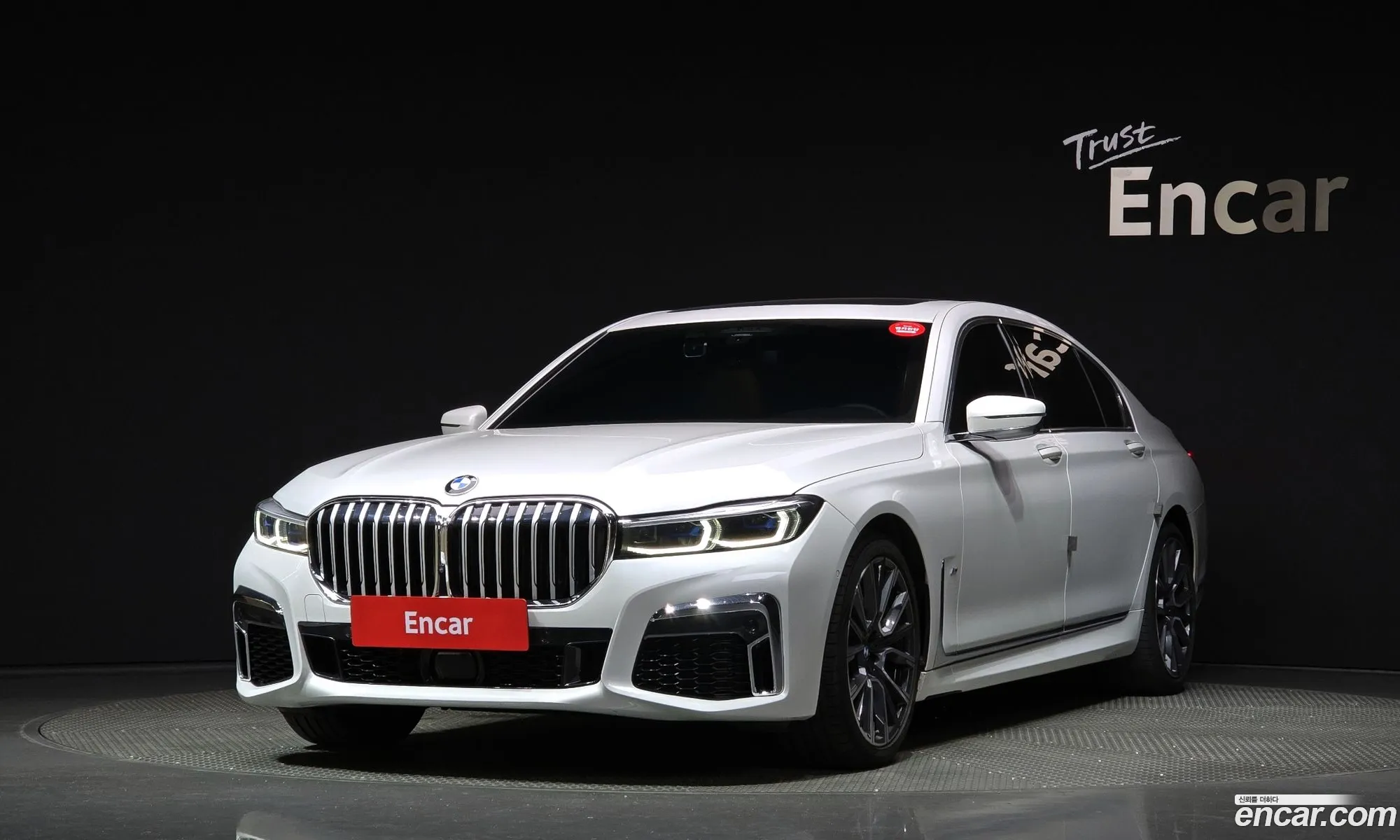 BMW 7 Series G11 740Li xDrive M Sports - фотография 173196