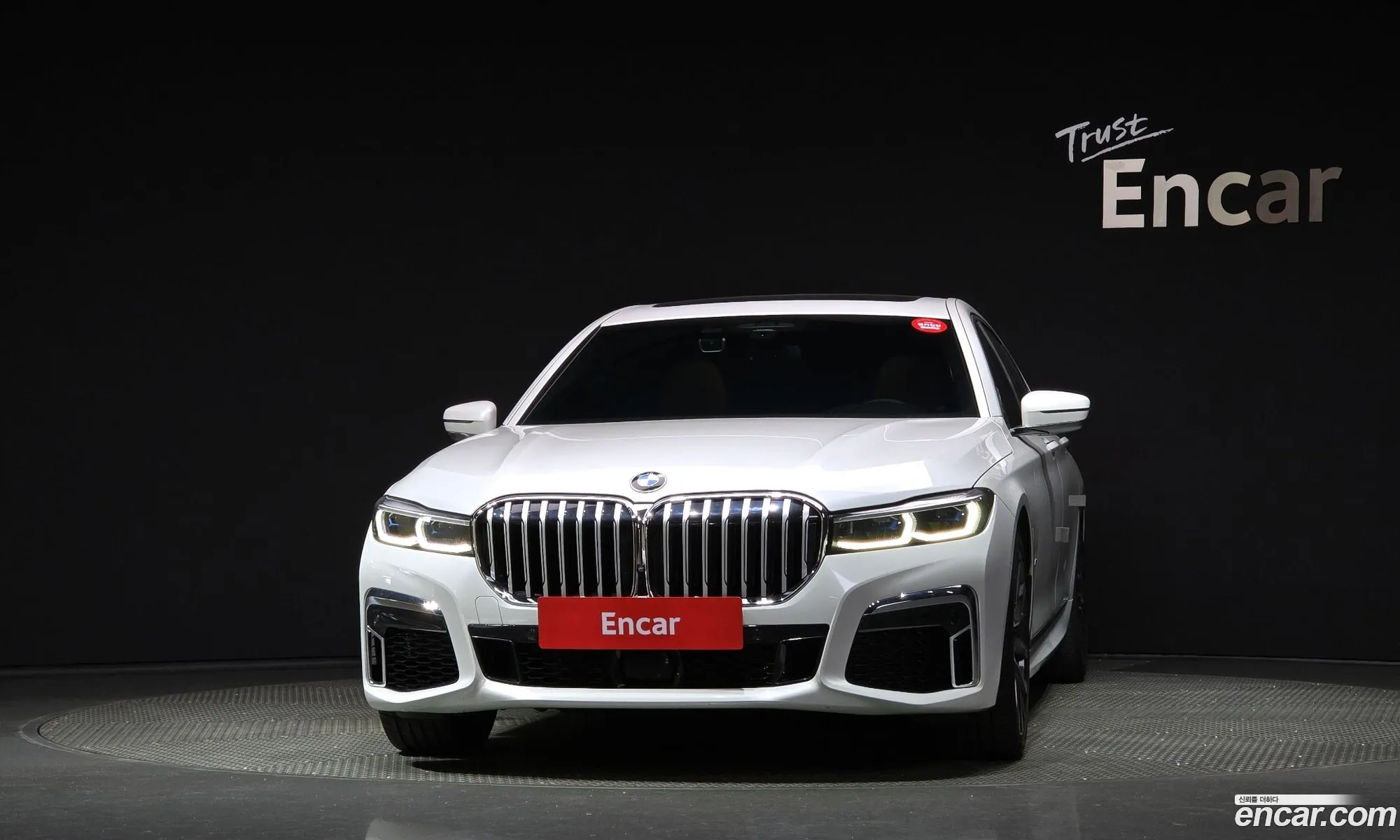 BMW 7 Series G11 740Li xDrive M Sports - фотография 173198