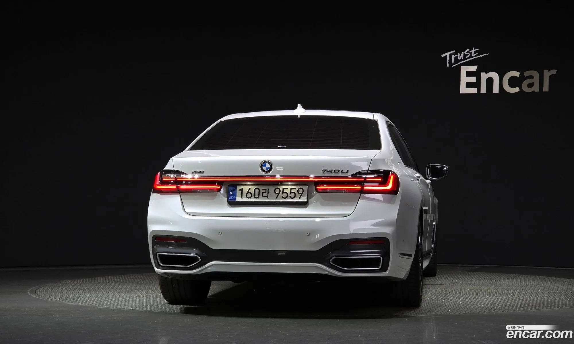 BMW 7 Series G11 740Li xDrive M Sports - фотография 173199