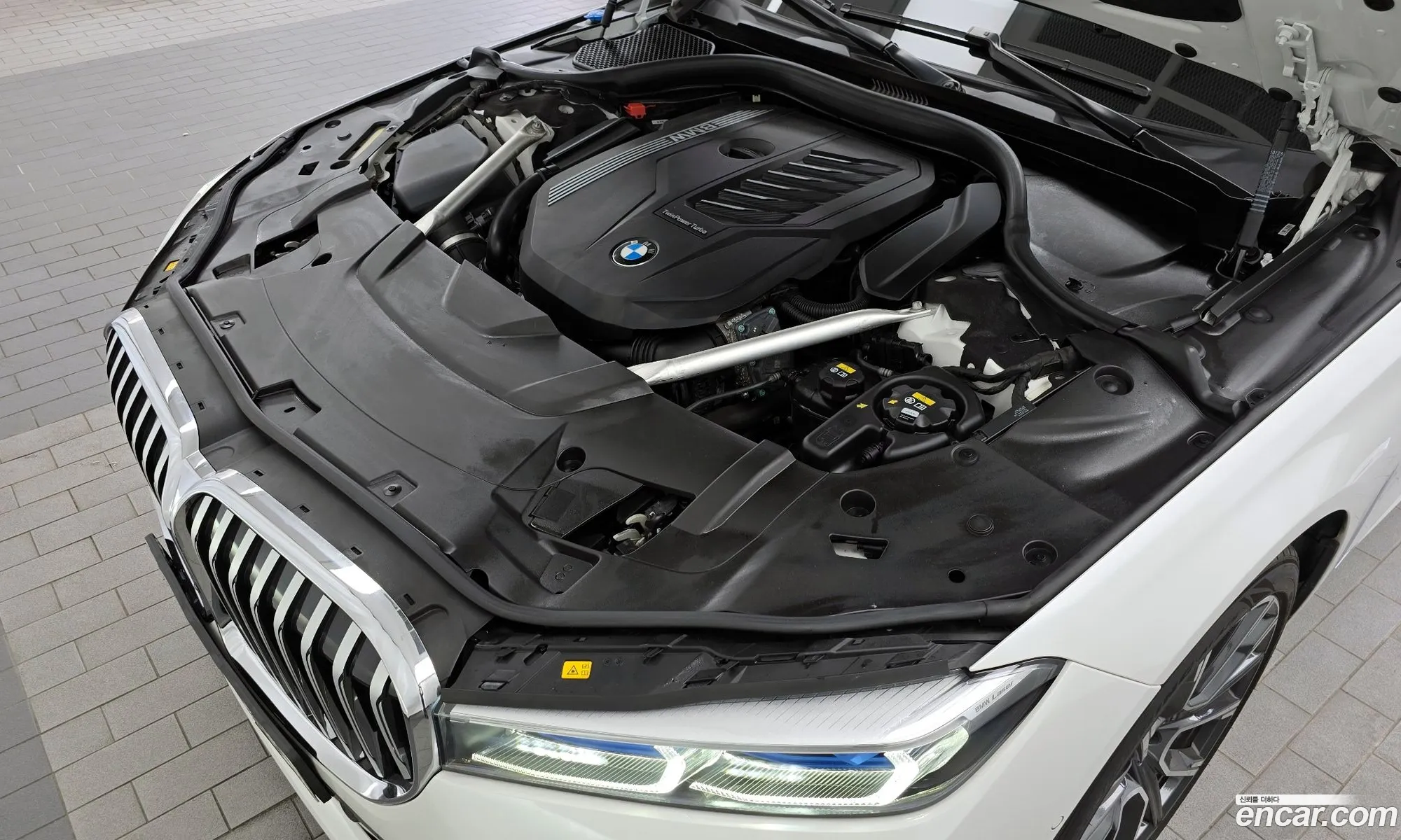 BMW 7 Series G11 740Li xDrive M Sports - фотография 173201